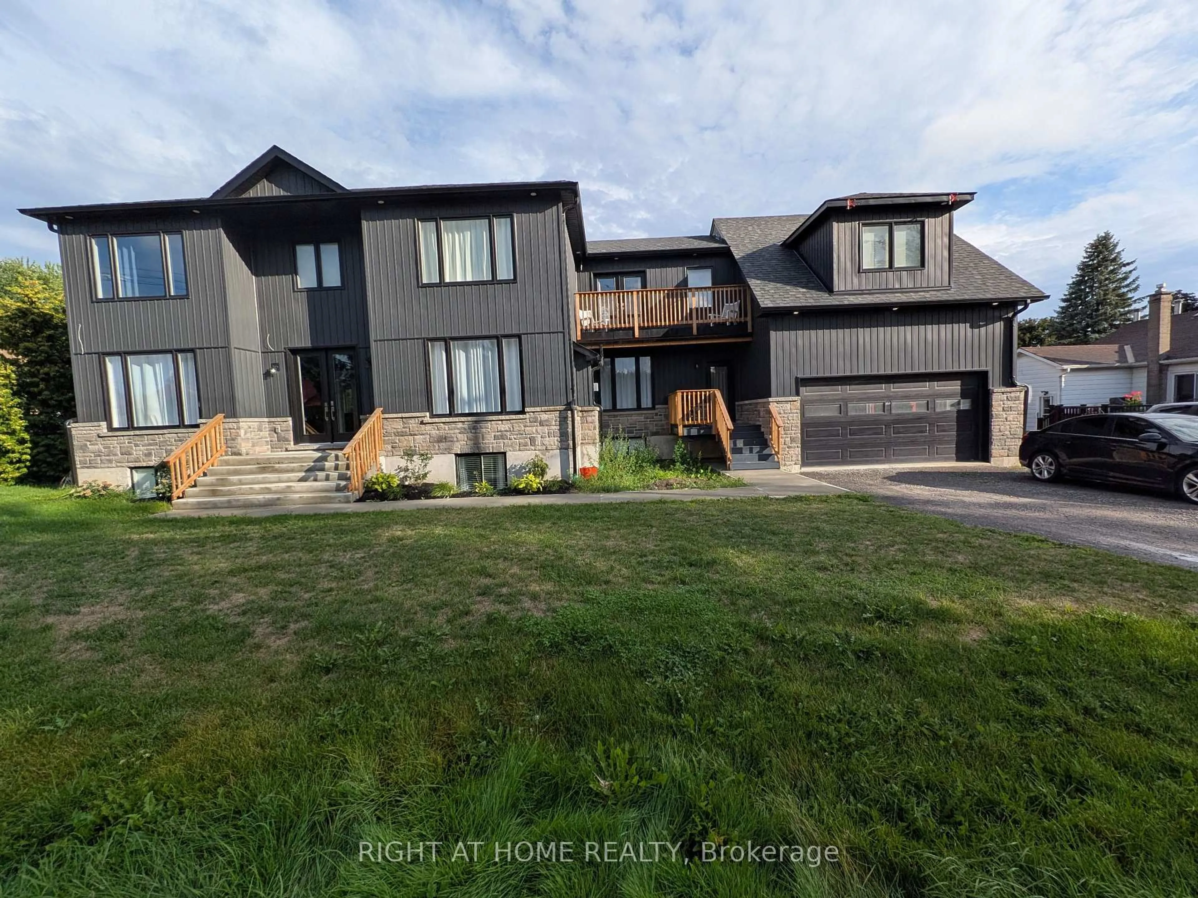 Unknown for 5 Phair Ave, Clarington Ontario L1E 2W5