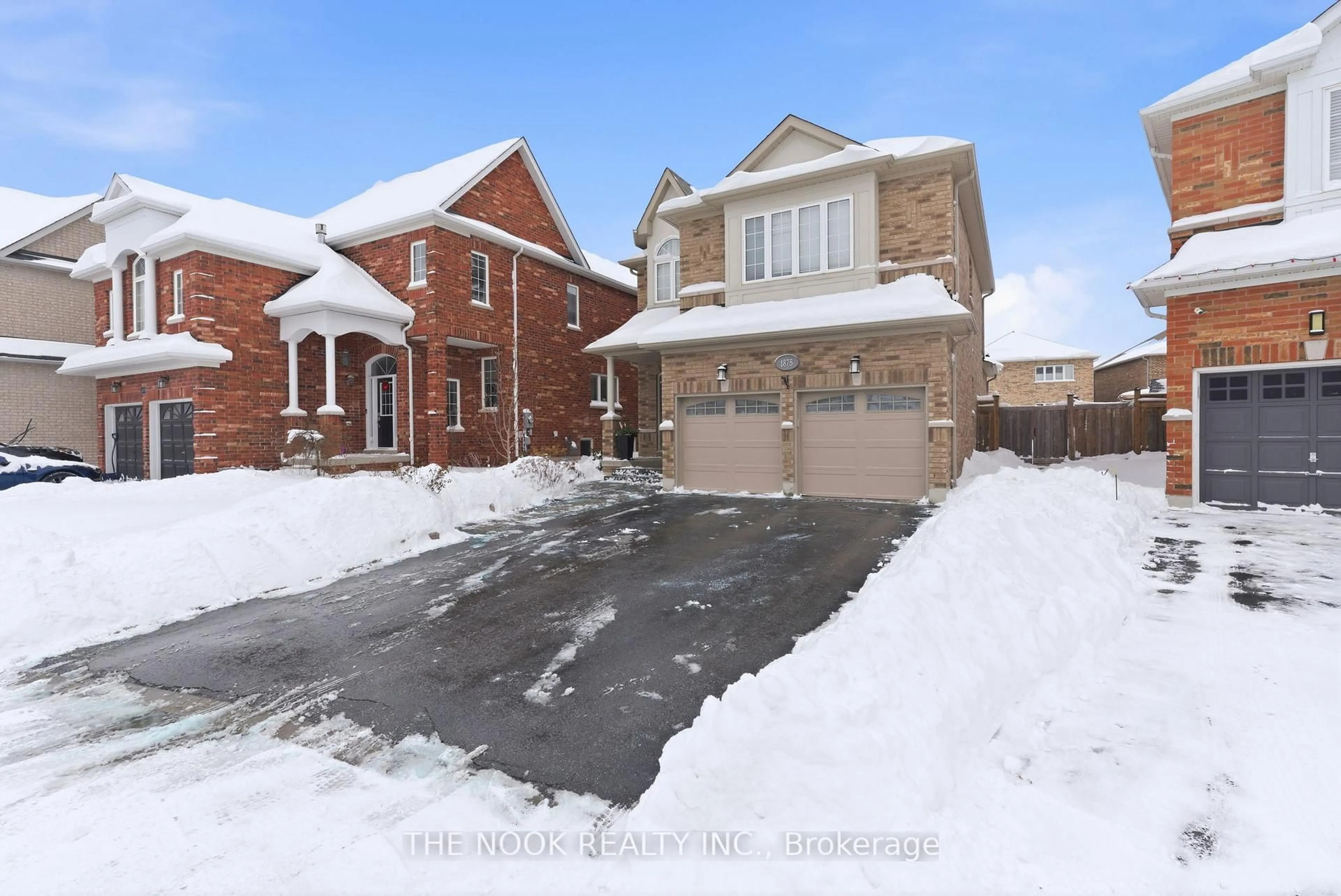 Home with brick exterior material, street for 1875 Riverton Crt, Oshawa Ontario L1K 0P2