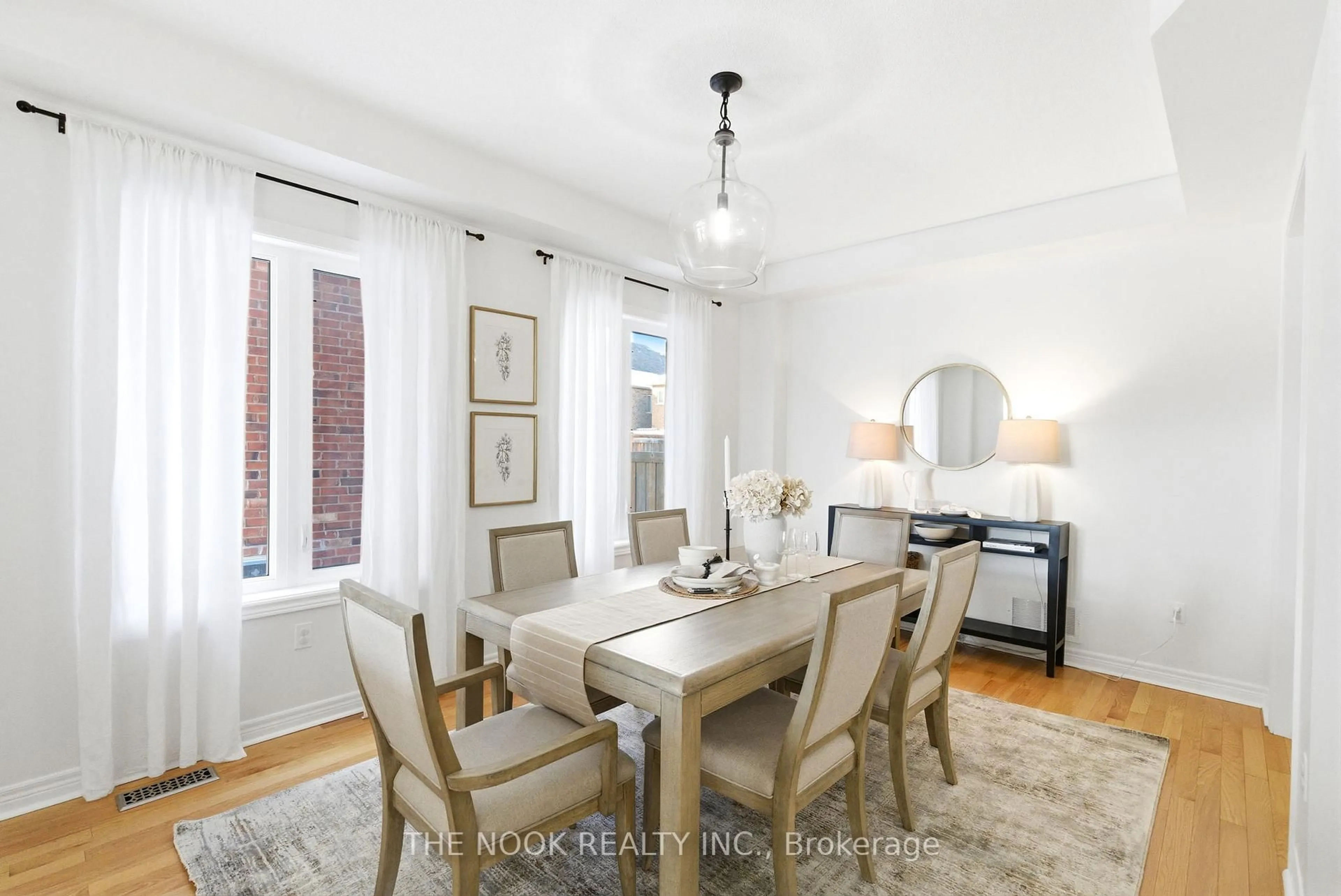 Dining room, unknown for 1875 Riverton Crt, Oshawa Ontario L1K 0P2