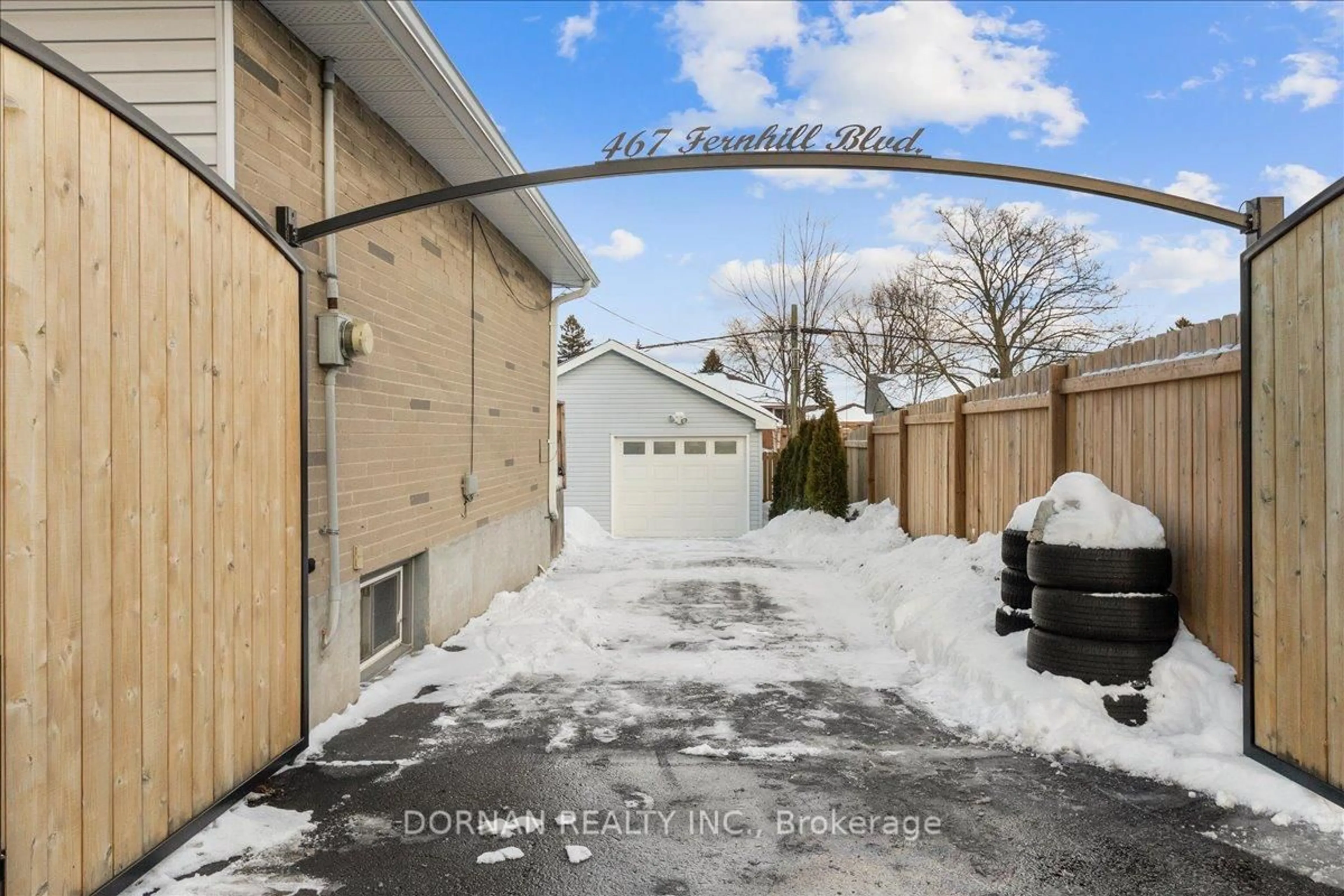 Unknown for 467 Fernhill Blvd, Oshawa Ontario L1J 5J6