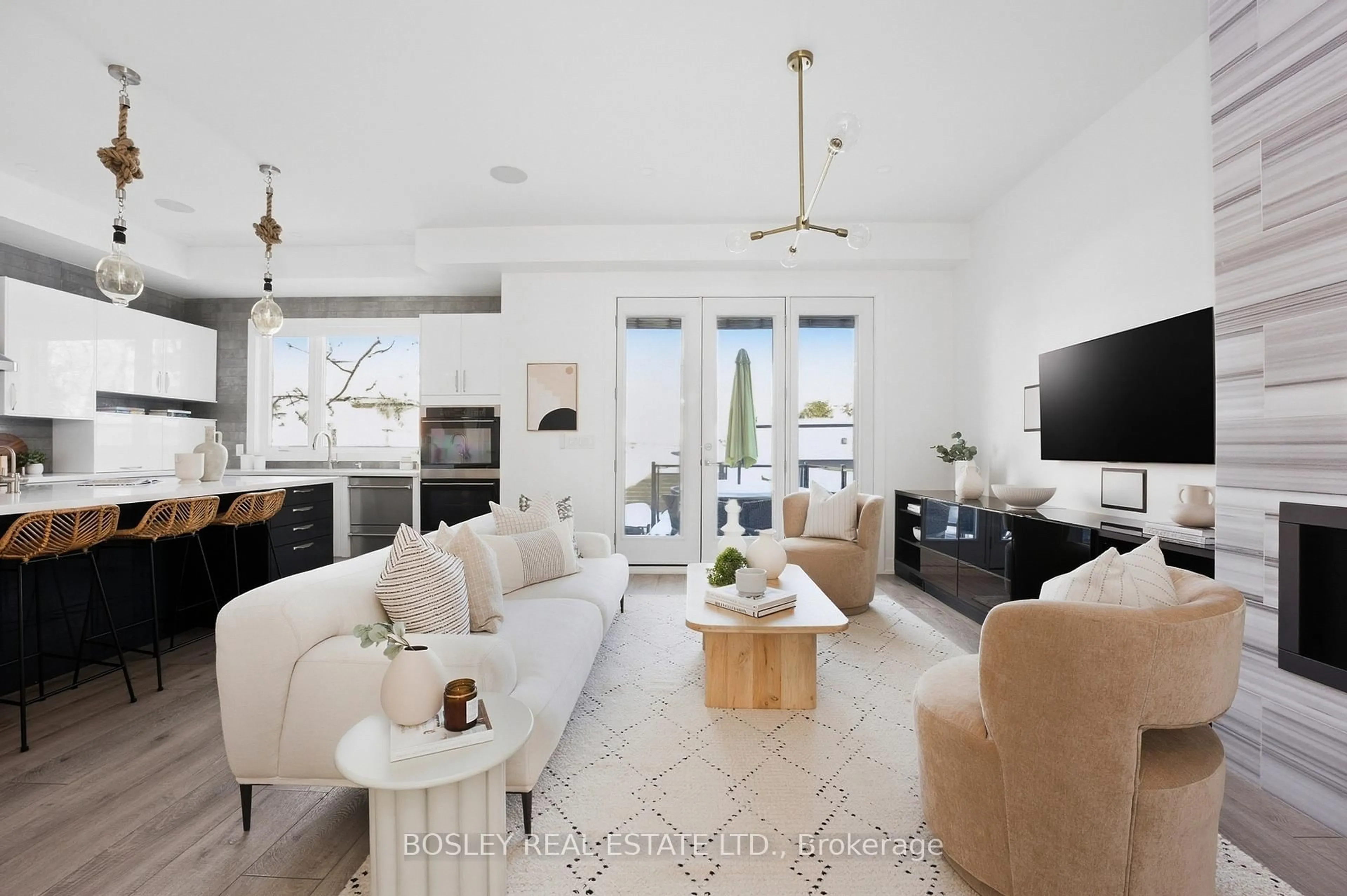 Living room with furniture, unknown for 23 White Birch Rd, Toronto Ontario M1N 3A7