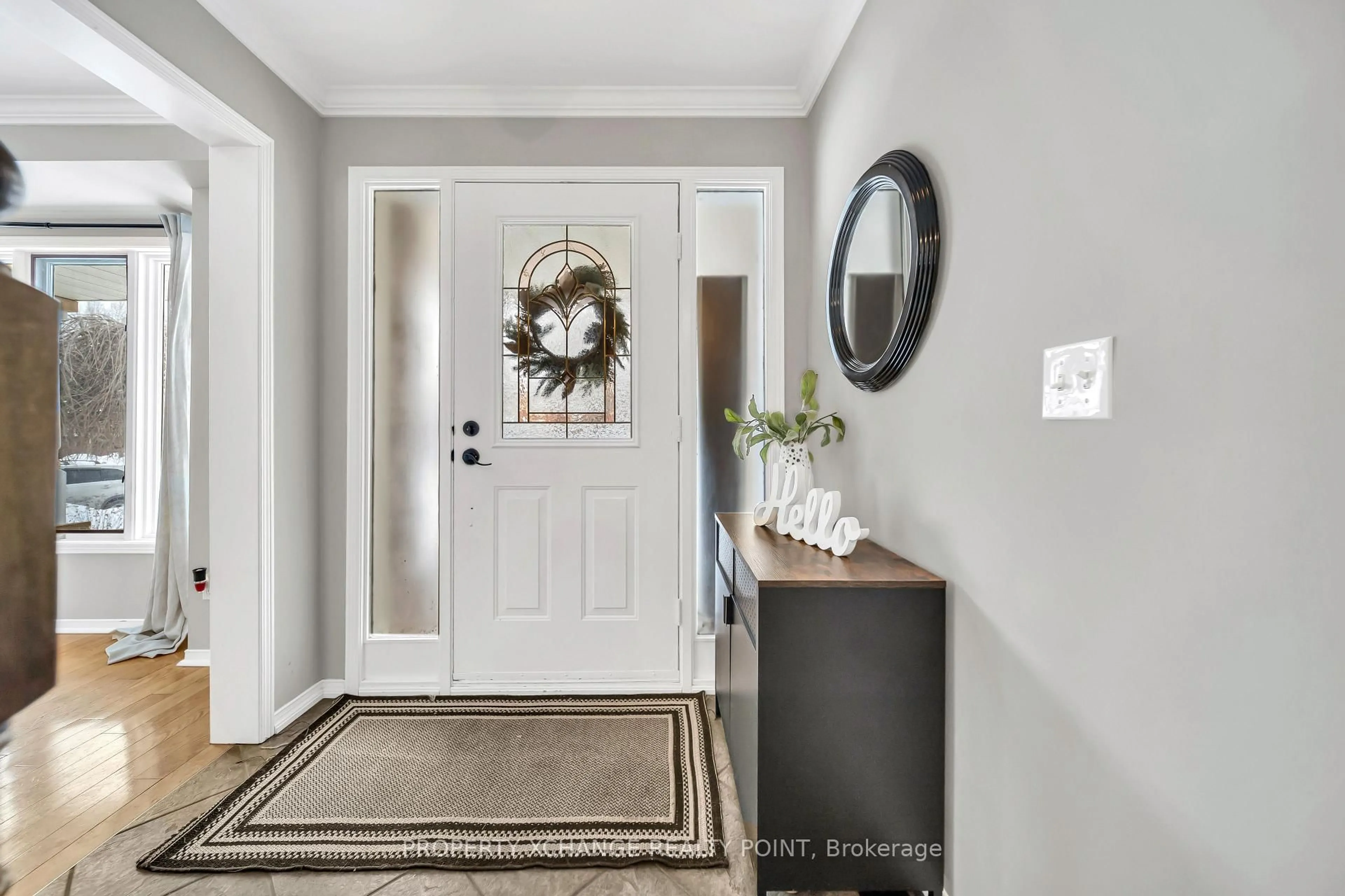 Indoor entryway for 1213 Corsica Ave, Oshawa Ontario L1K 2J8