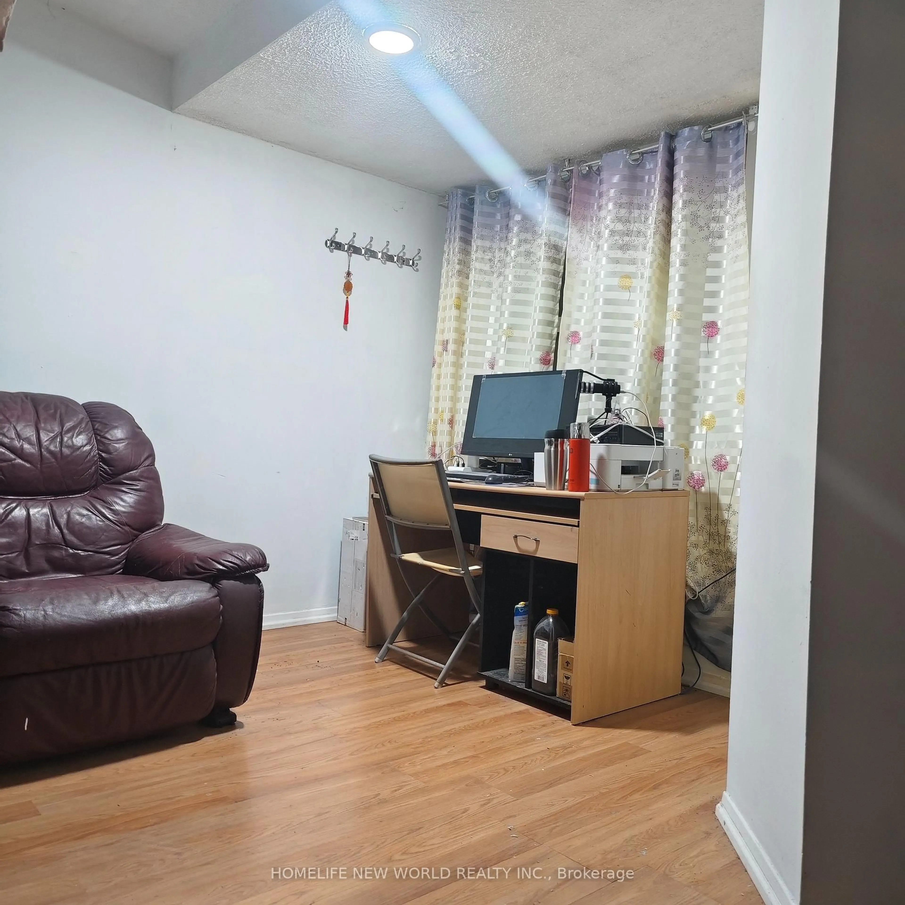A pic of a room for 4064 Lawrence Ave #606, Toronto Ontario M1E 4V6