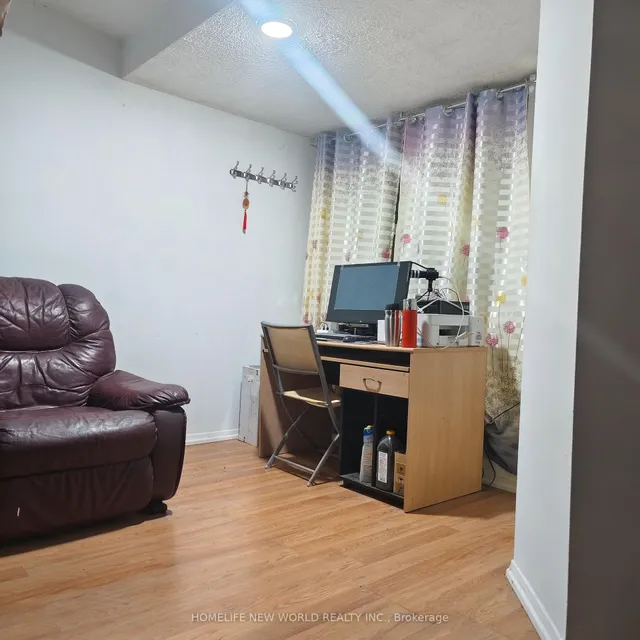 4064 Lawrence Ave #606, Toronto 4