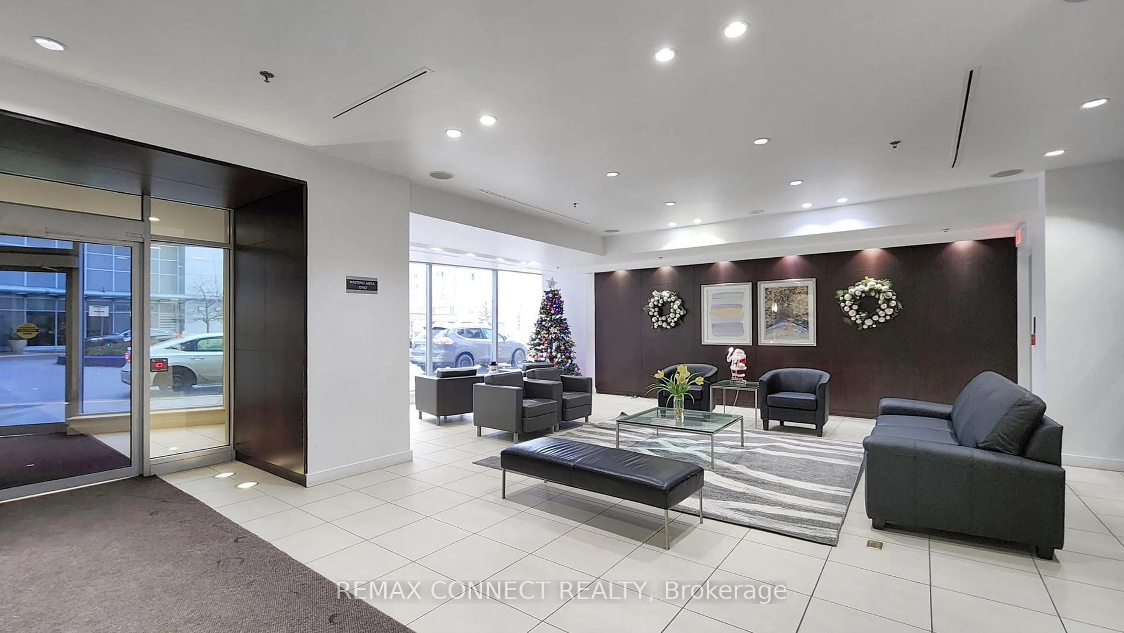 Lobby for 36 Lee Centre Dr #3111, Toronto Ontario M1H 3J1