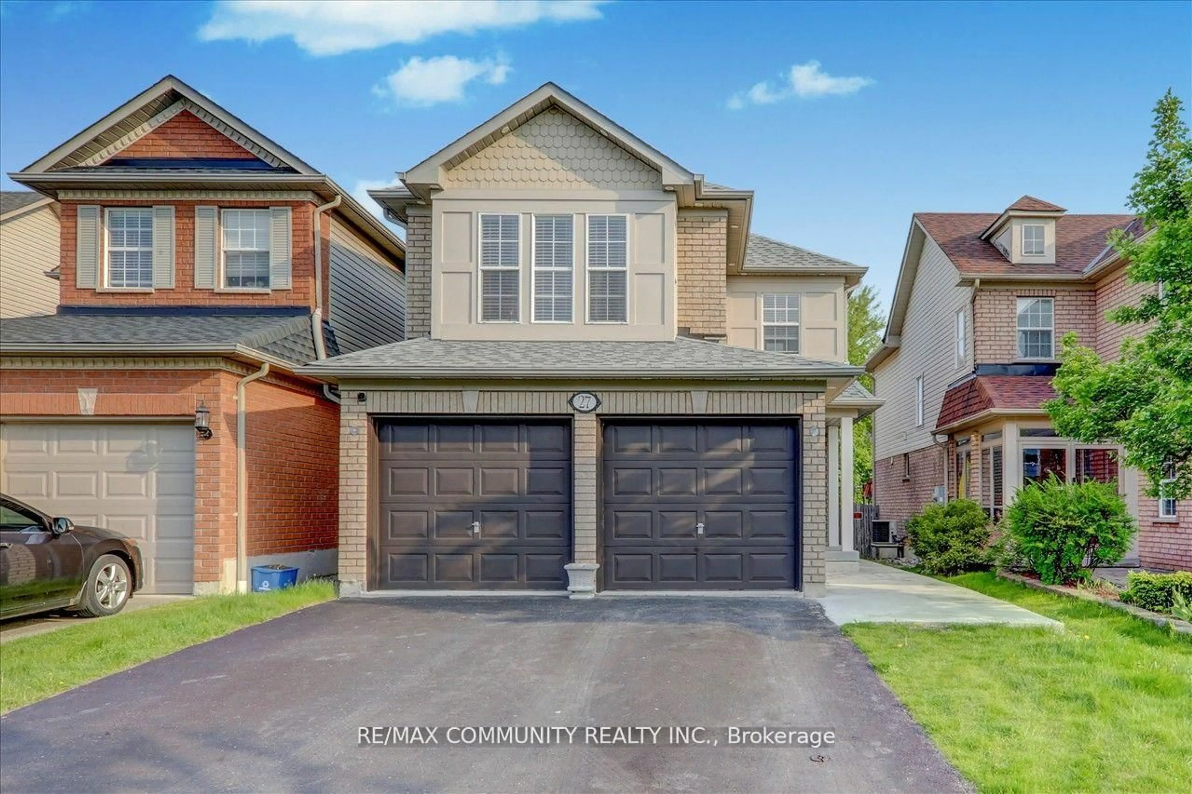 Home with brick exterior material, street for 27 Merchant Ave, Whitby Ontario L1P 1S2