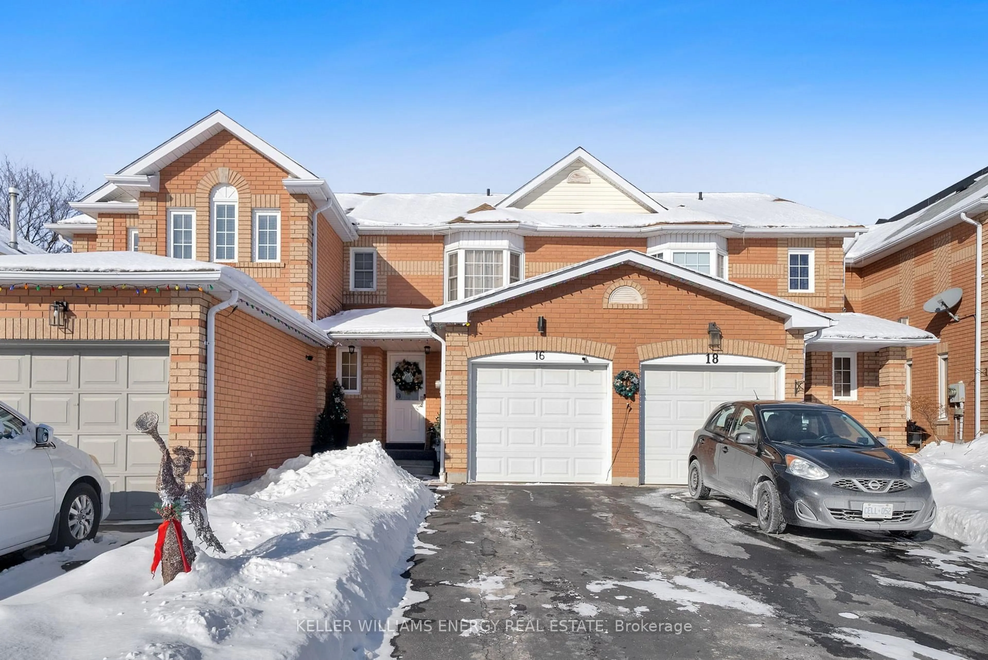 Unknown for 16 Creekwood Cres, Whitby Ontario L1R 2K3