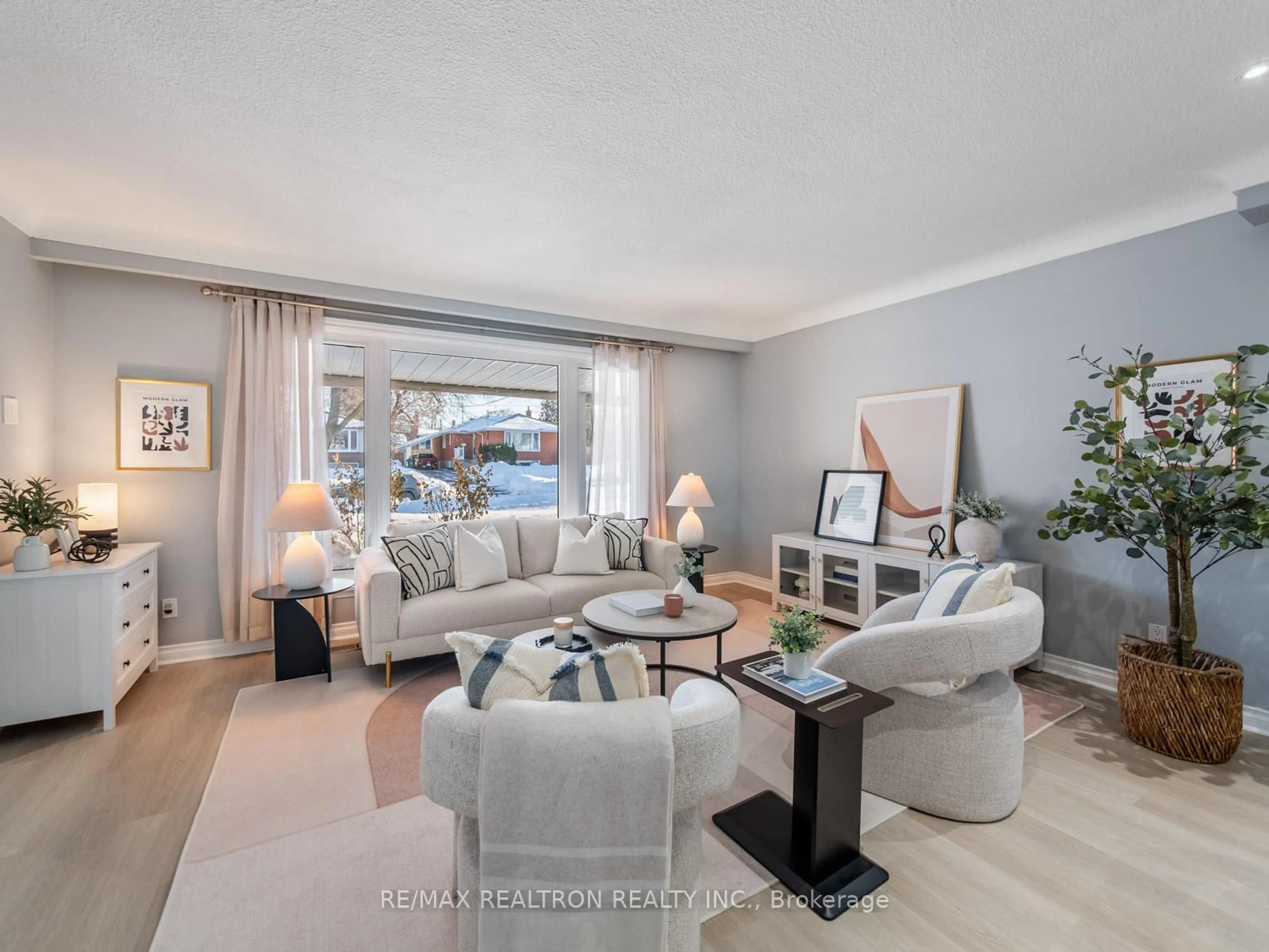 Living room with furniture, unknown for 6 Minnowburn St, Toronto Ontario M1T 1Y8