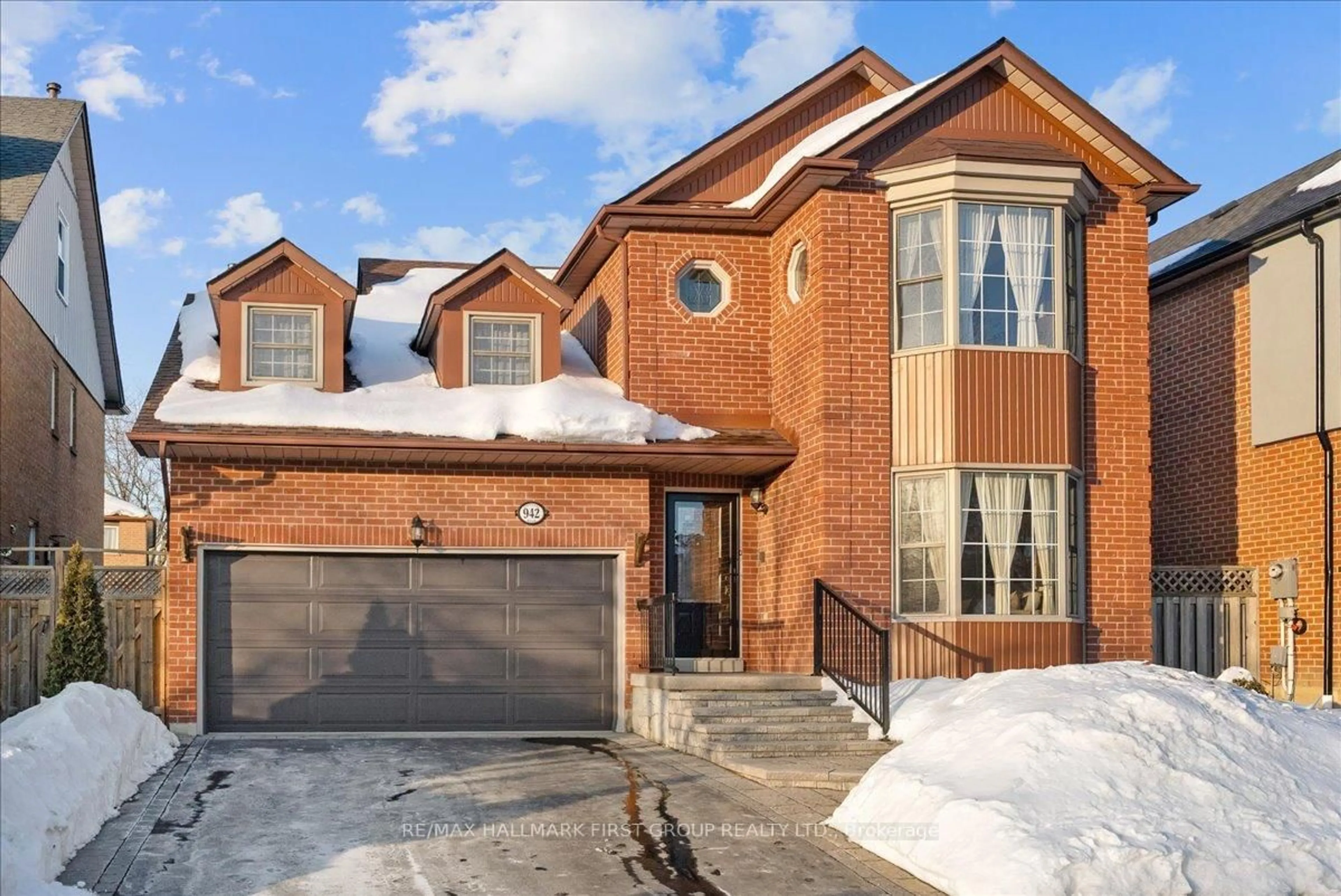 Home with brick exterior material, street for 942 Glenanna Rd, Pickering Ontario L1V 5E5