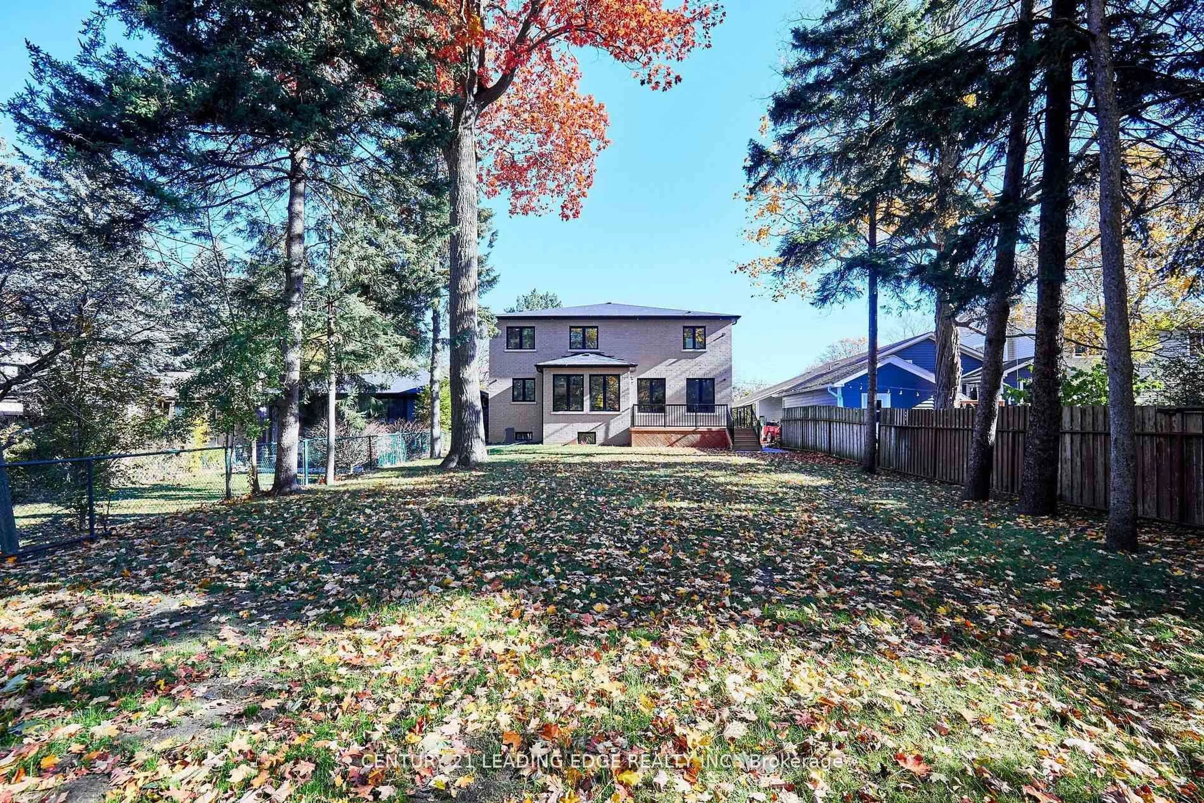 Unknown for 24 Larwood Blvd, Toronto Ontario M1M 2M5