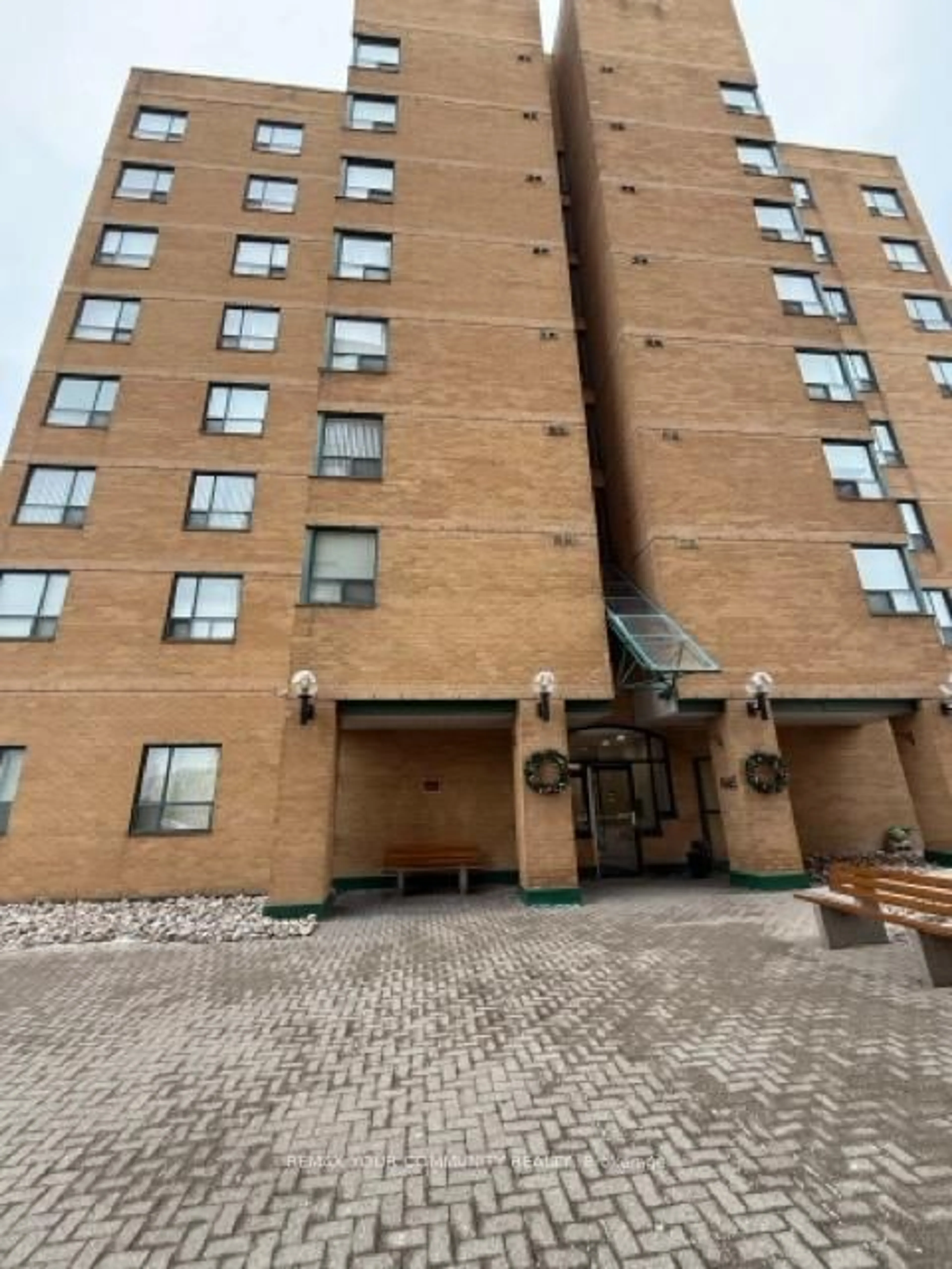 Unknown for 1665 Pickering Pkwy #812, Pickering Ontario L1V 6L4