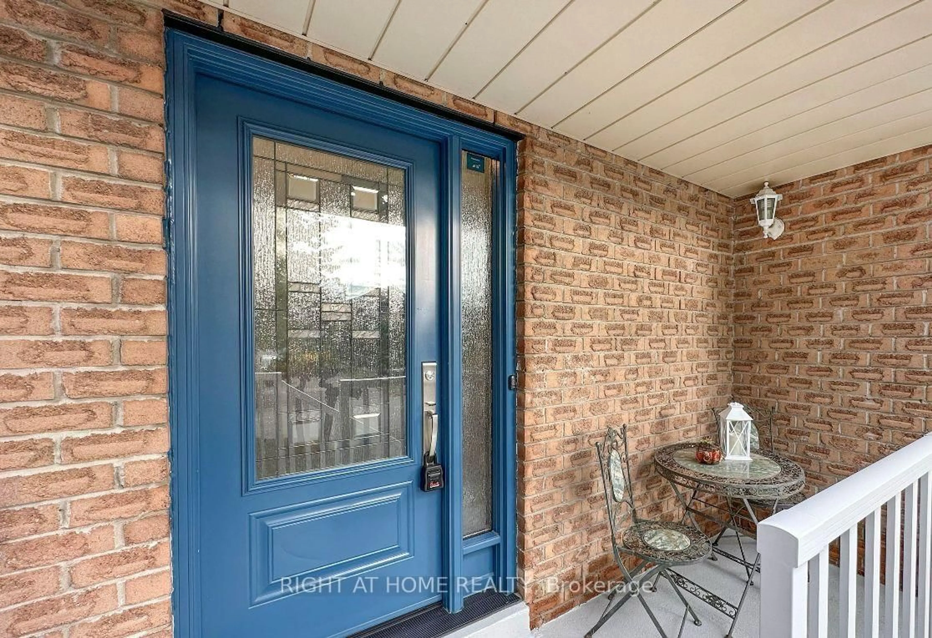 Indoor entryway for 43 Wright Cres, Ajax Ontario L1S 6T4