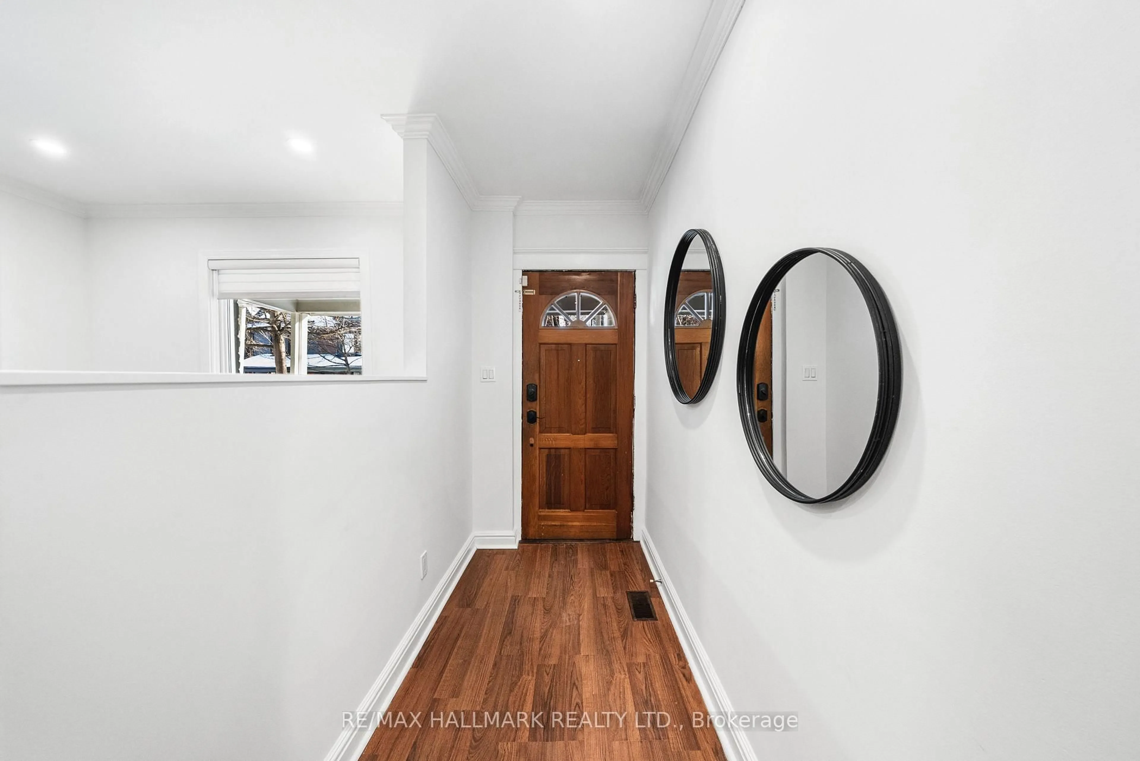 Indoor entryway for 36 Mallon Ave, Toronto Ontario M4M 1P8