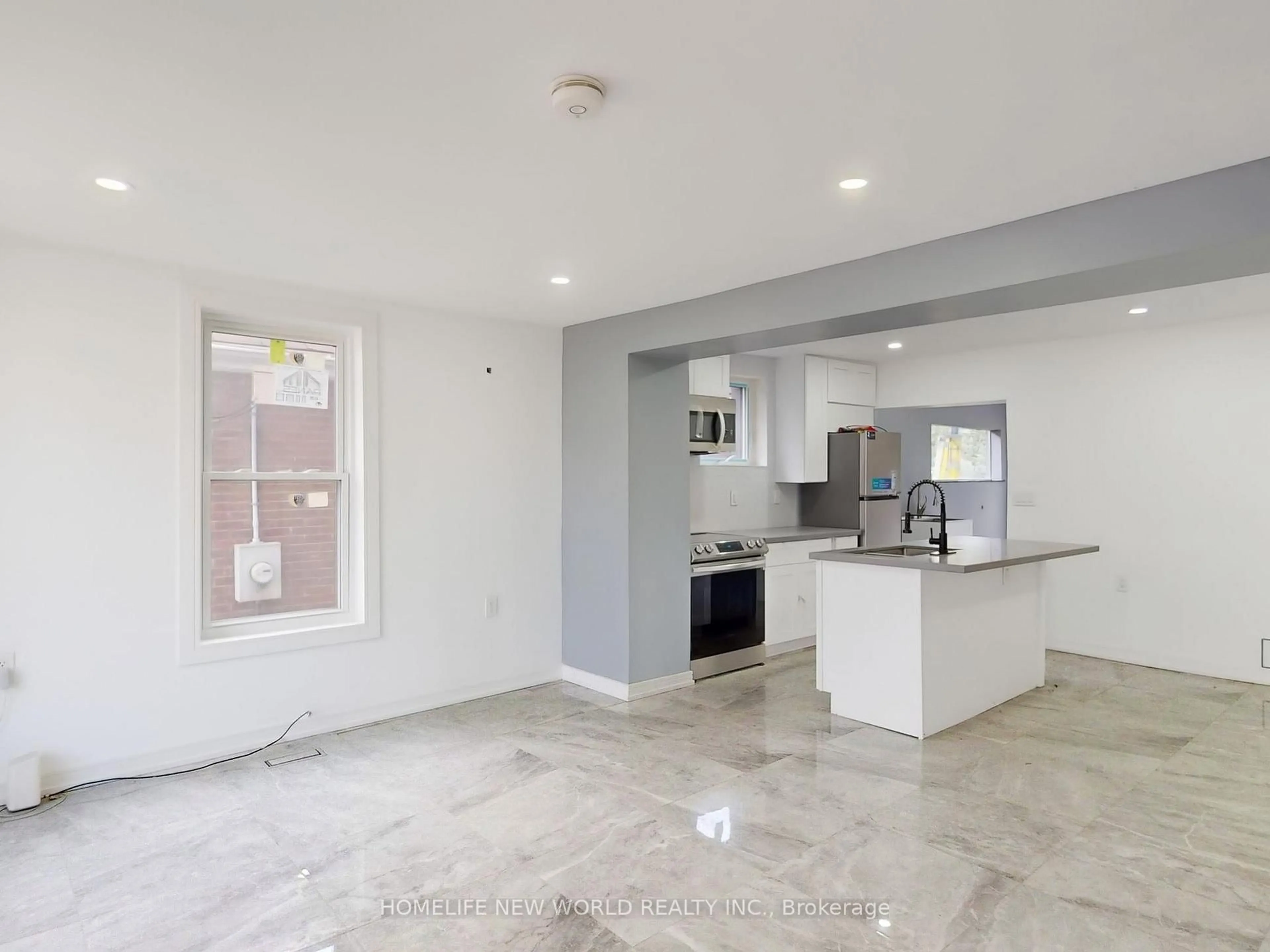 Open concept kitchen, unknown for 11 Maple St, Oshawa Ontario L1H 2L6