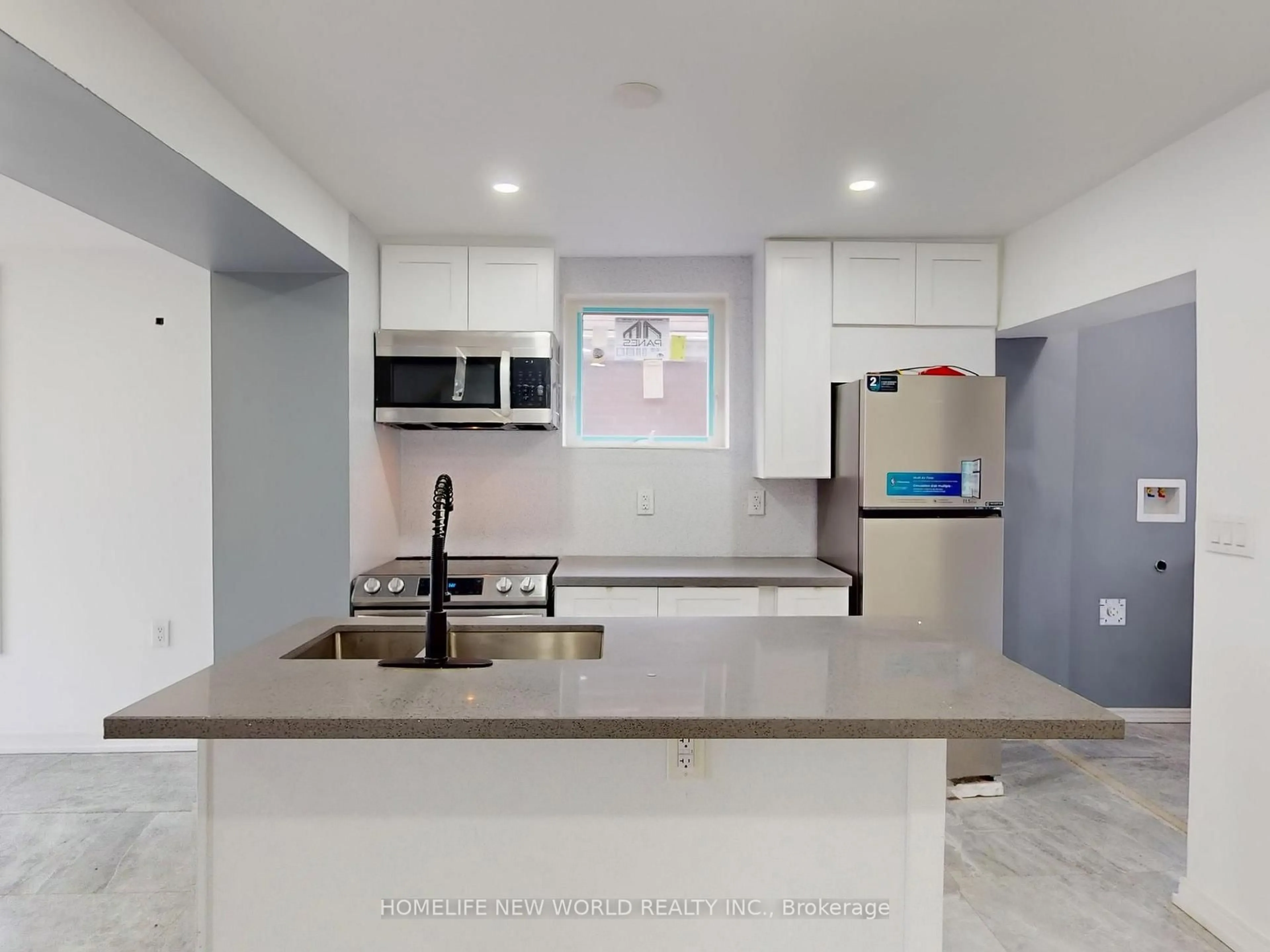 Unknown for 11 Maple St, Oshawa Ontario L1H 2L6