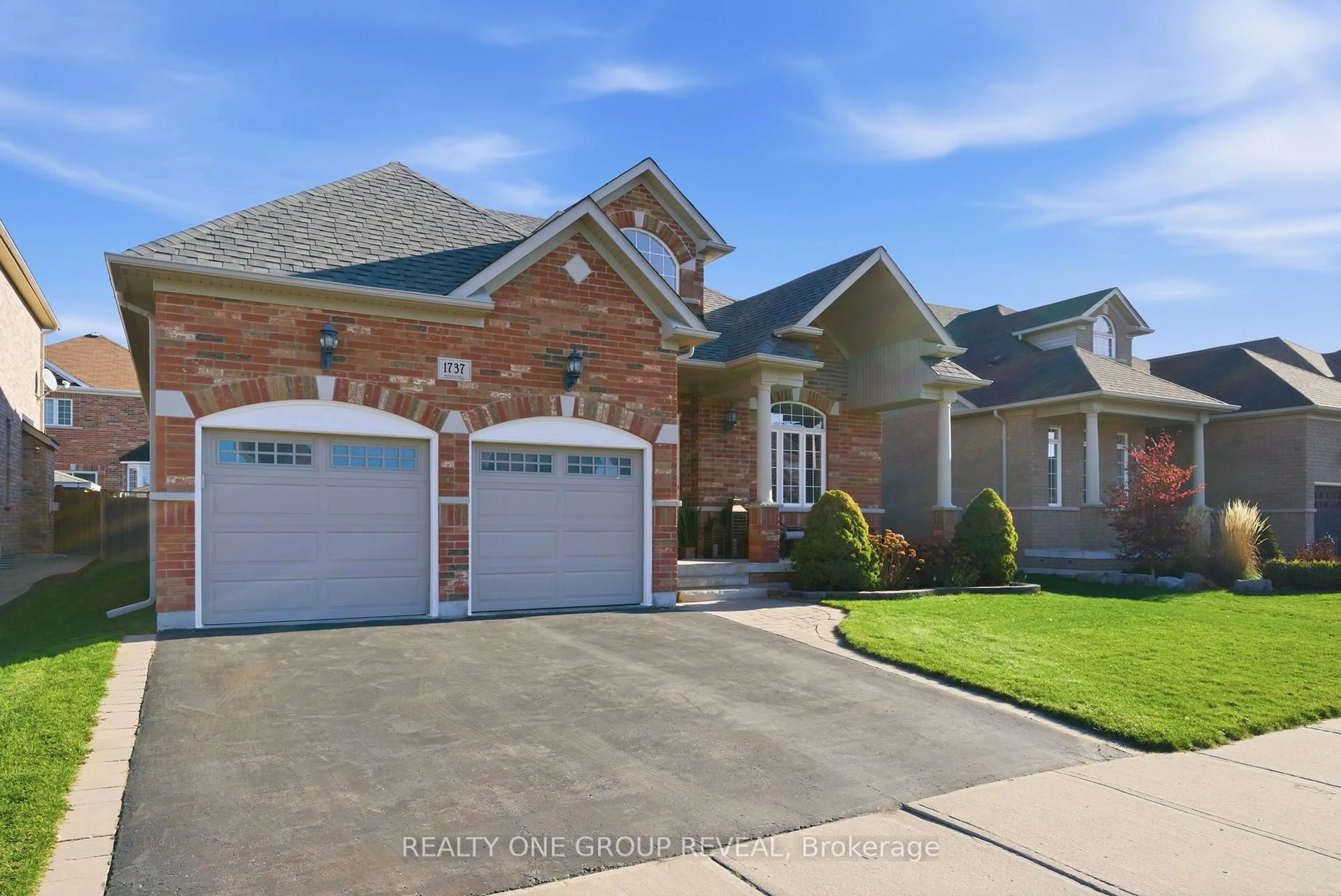 Home with brick exterior material, street for 1737 Clearbrook Dr, Oshawa Ontario L1K 0C3