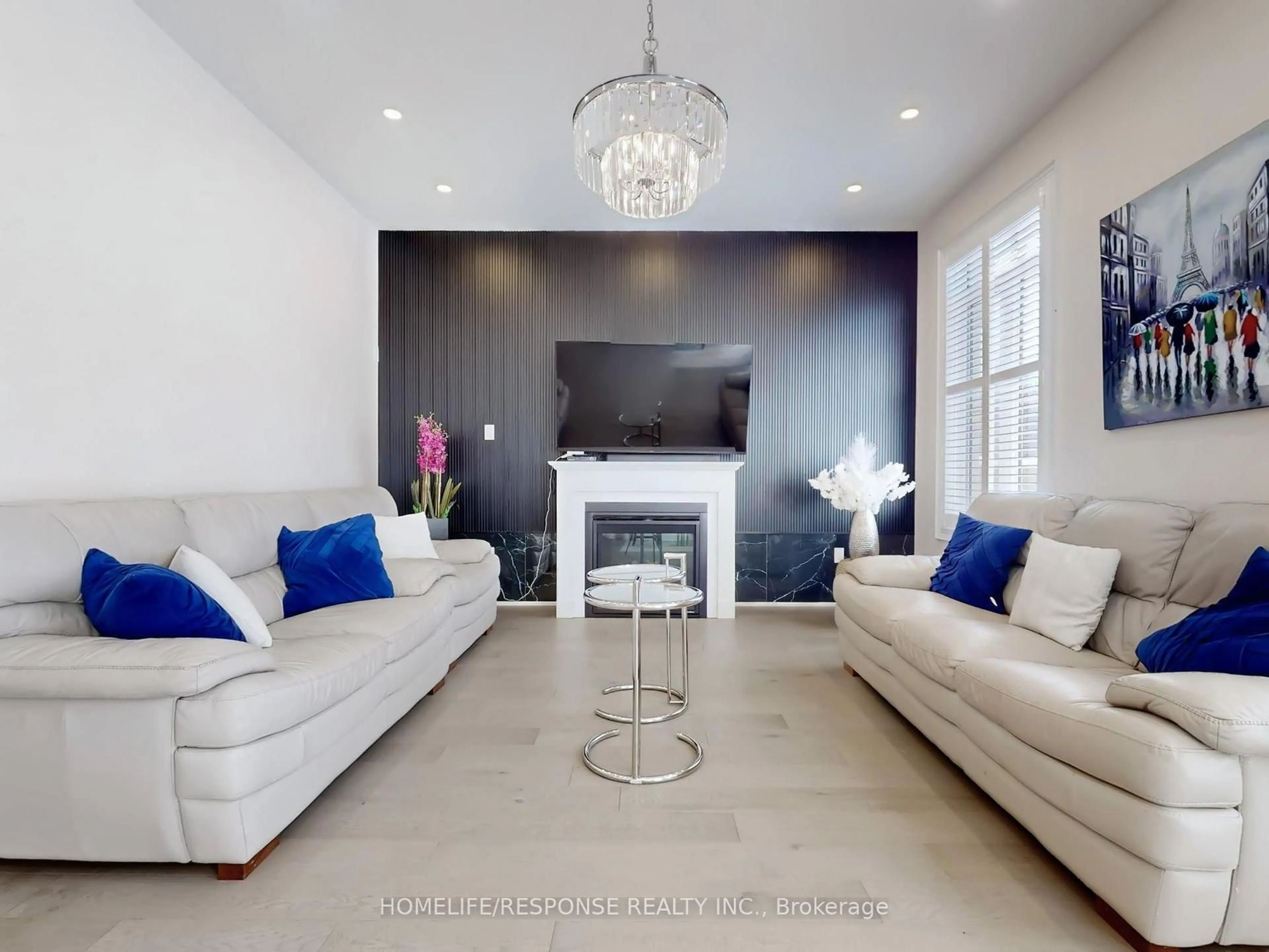 Living room with furniture, ceramic/tile floor for 141 AUCKLAND Dr, Whitby Ontario L1P 0J2