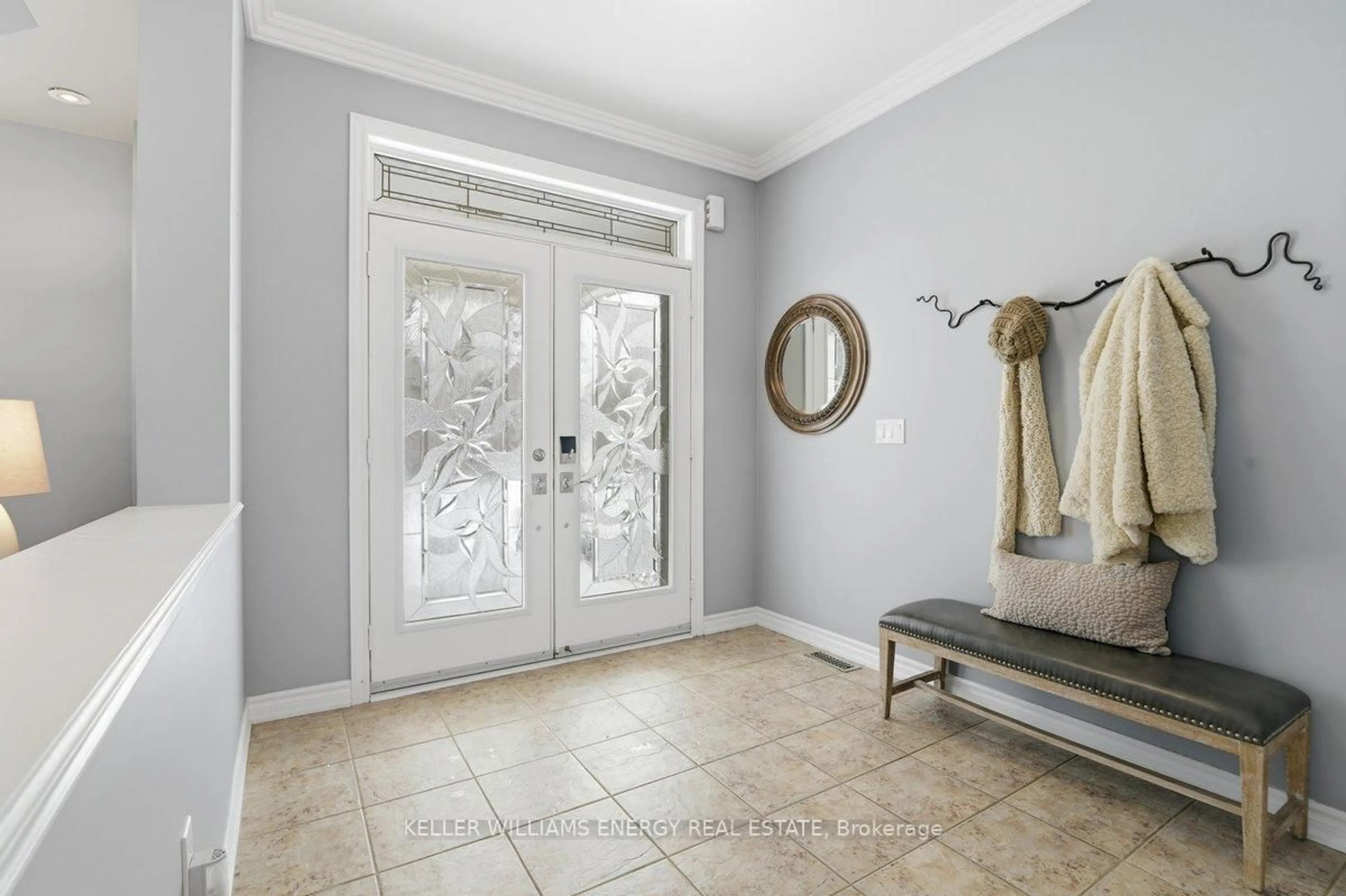 Indoor entryway for 12 Keeler Cres, Clarington Ontario L1C 0B9
