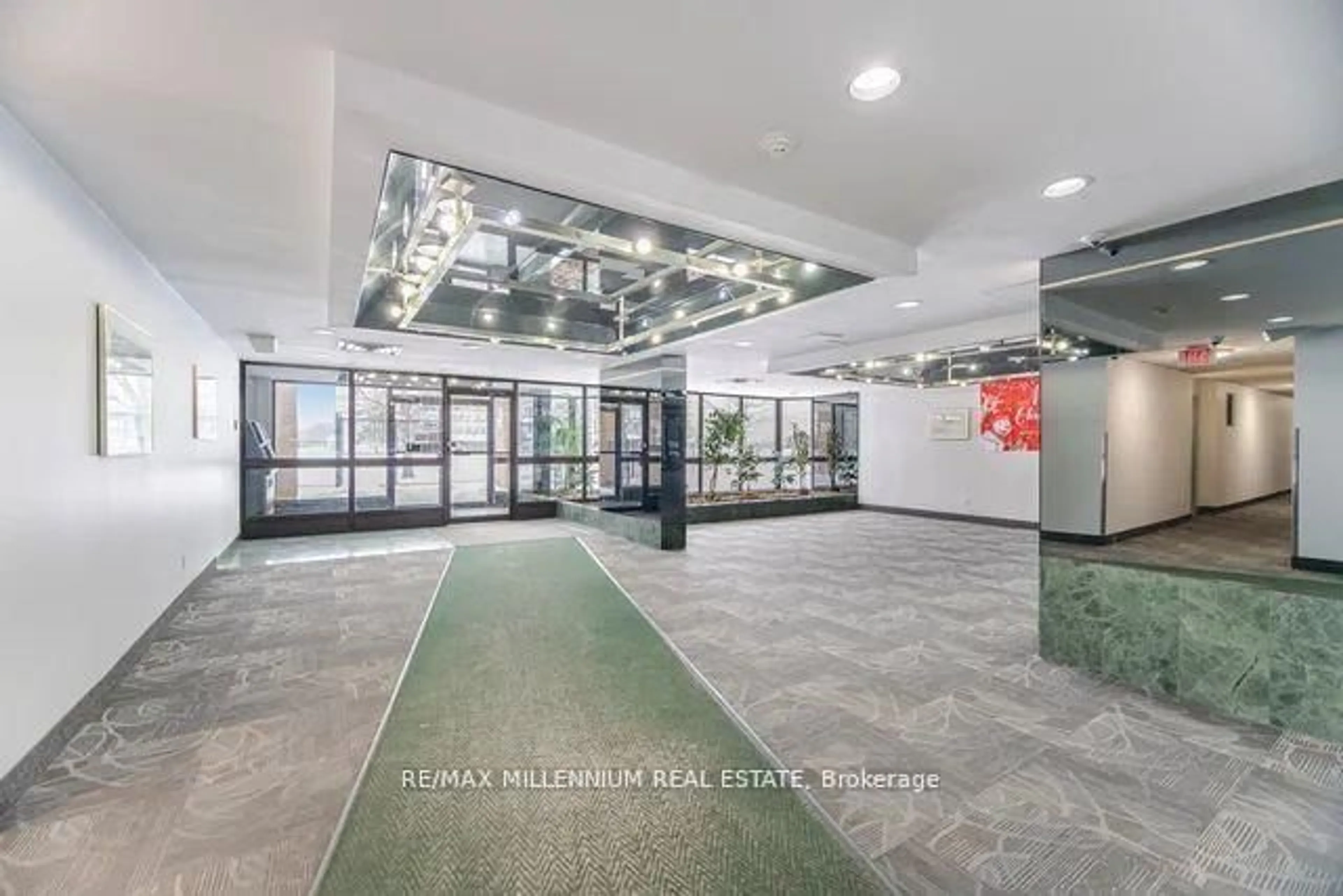 Indoor foyer for 80 Alton Towers Circ #109, Toronto Ontario M1V 5E8