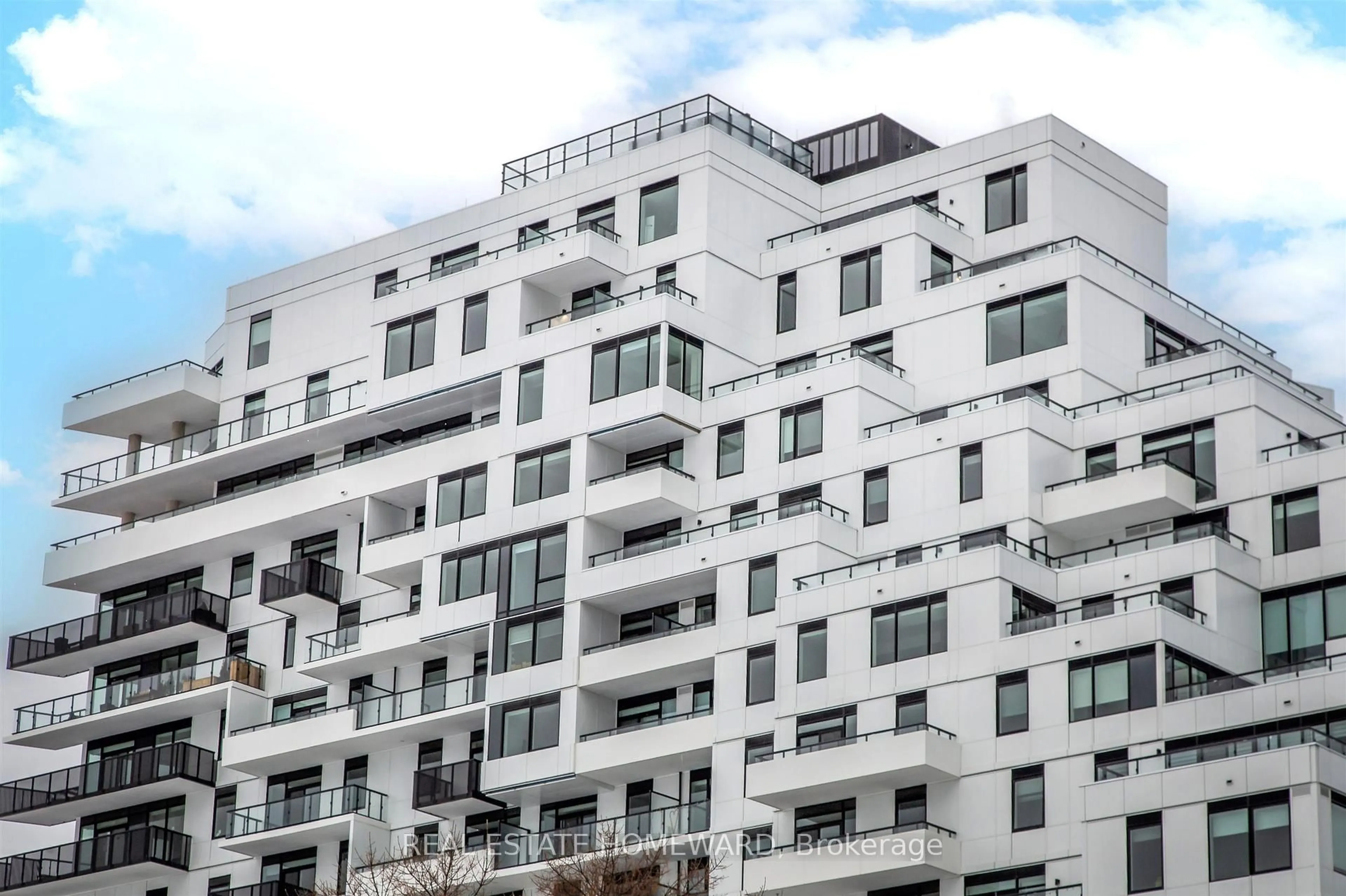 Blurry image for 1050 Eastern Ave #PH #1701, Toronto Ontario M4L 0B7