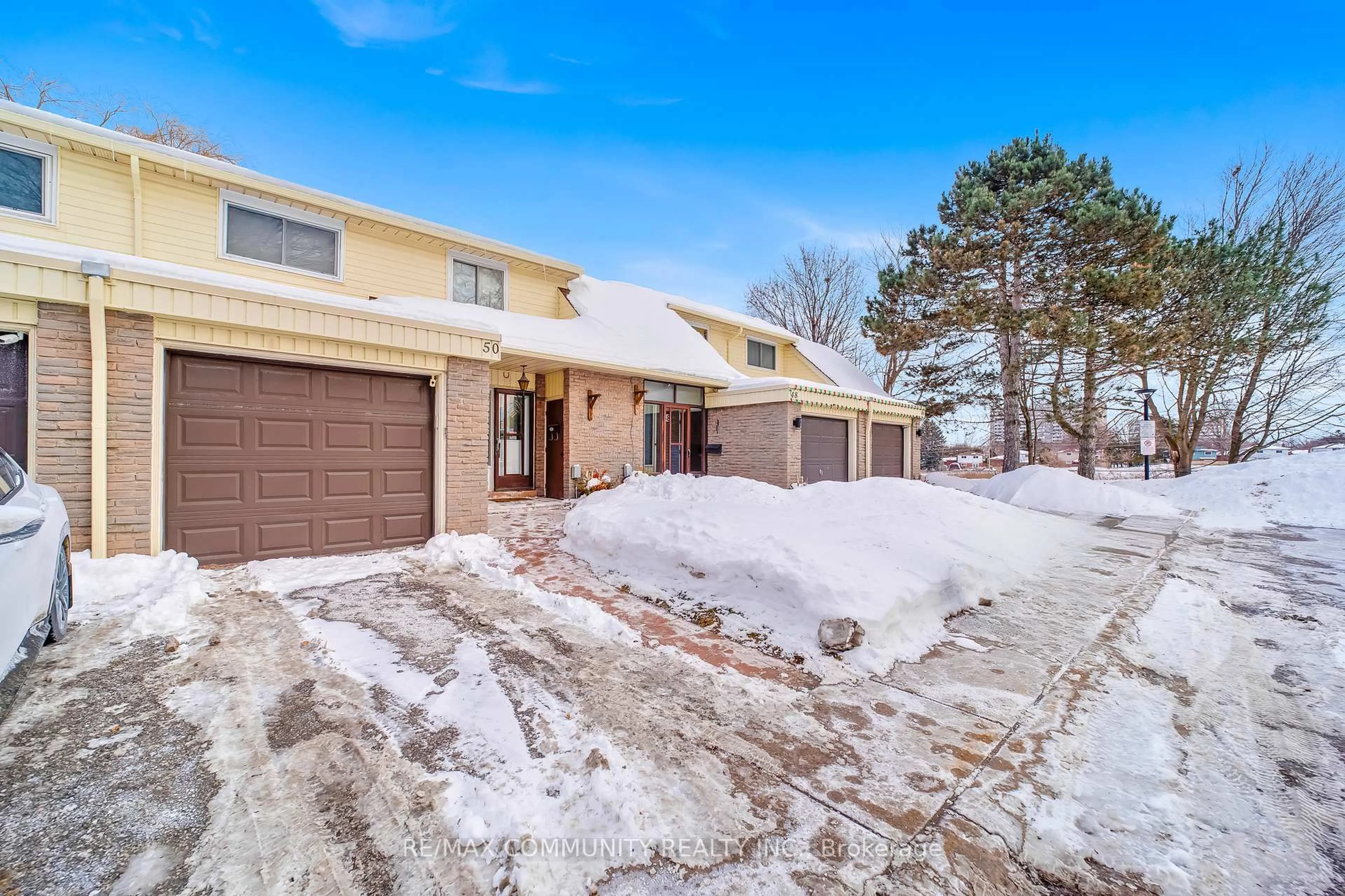 Unknown for 351 Military Tr #50, Toronto Ontario M1E 4E5