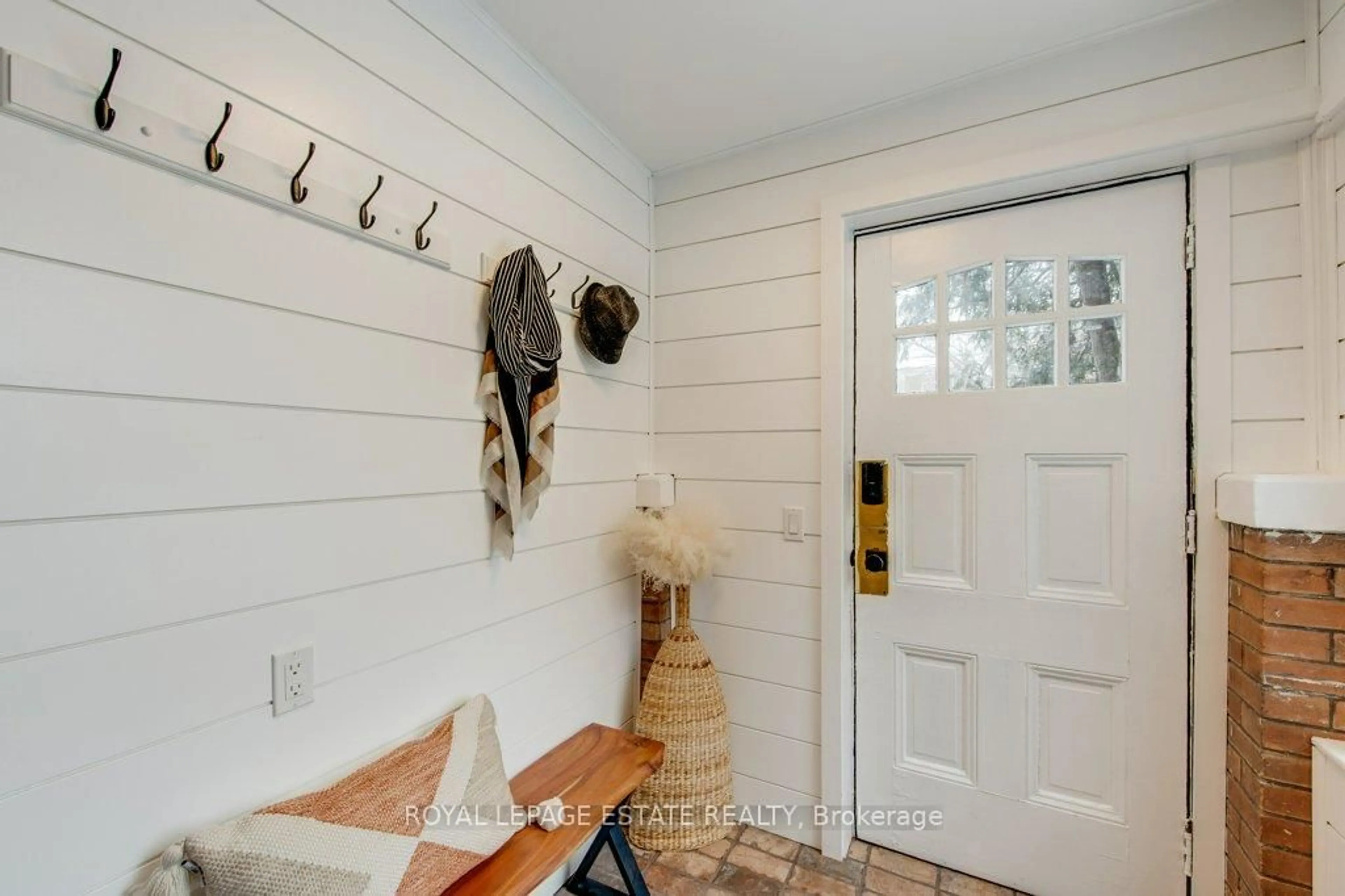 Indoor entryway for 215 Pickering St, Toronto Ontario M4E 3J9