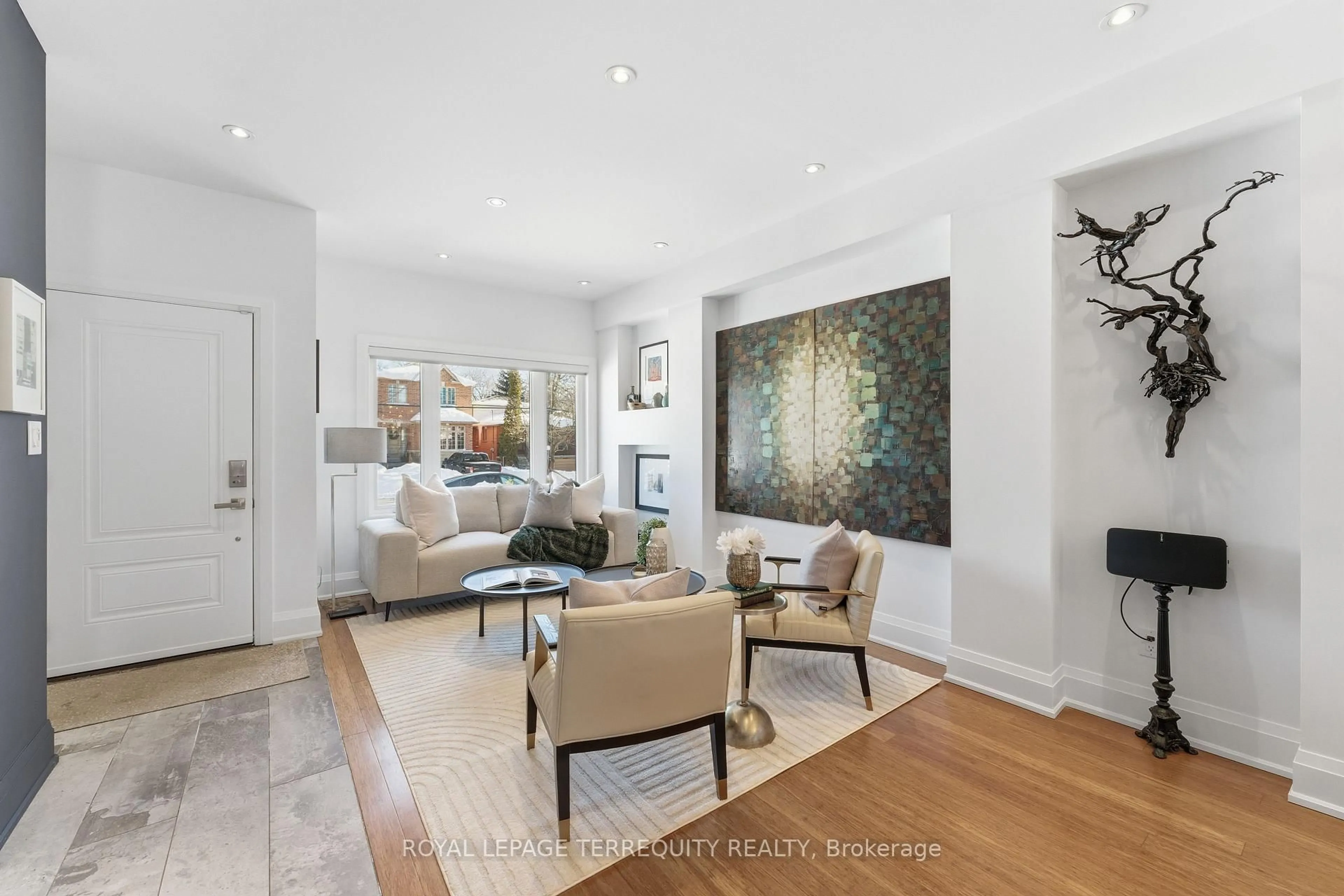 Living room with furniture, unknown for 52 Queensbury Ave, Toronto Ontario M1N 2X7