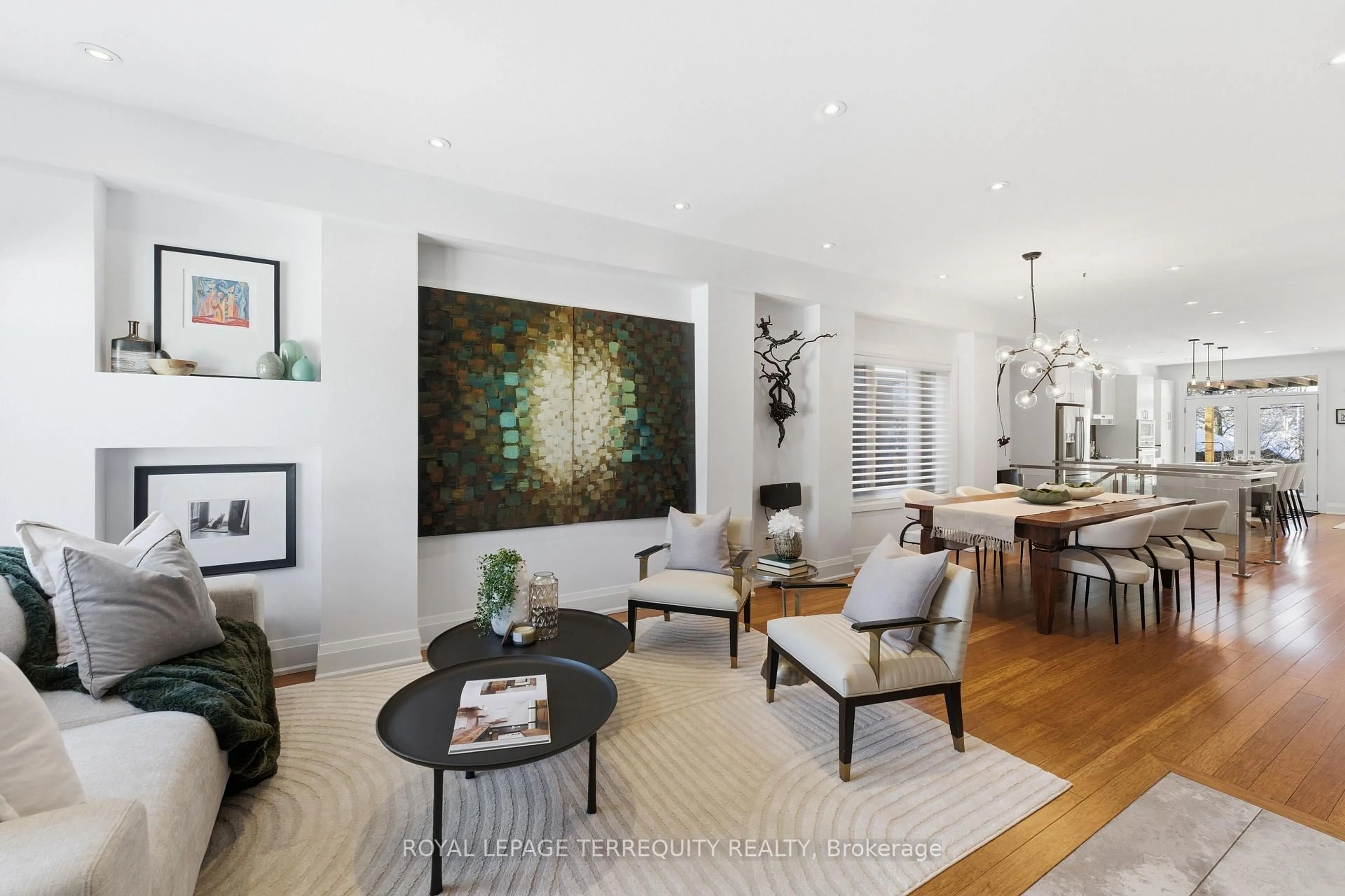 Living room with furniture, unknown for 52 Queensbury Ave, Toronto Ontario M1N 2X7