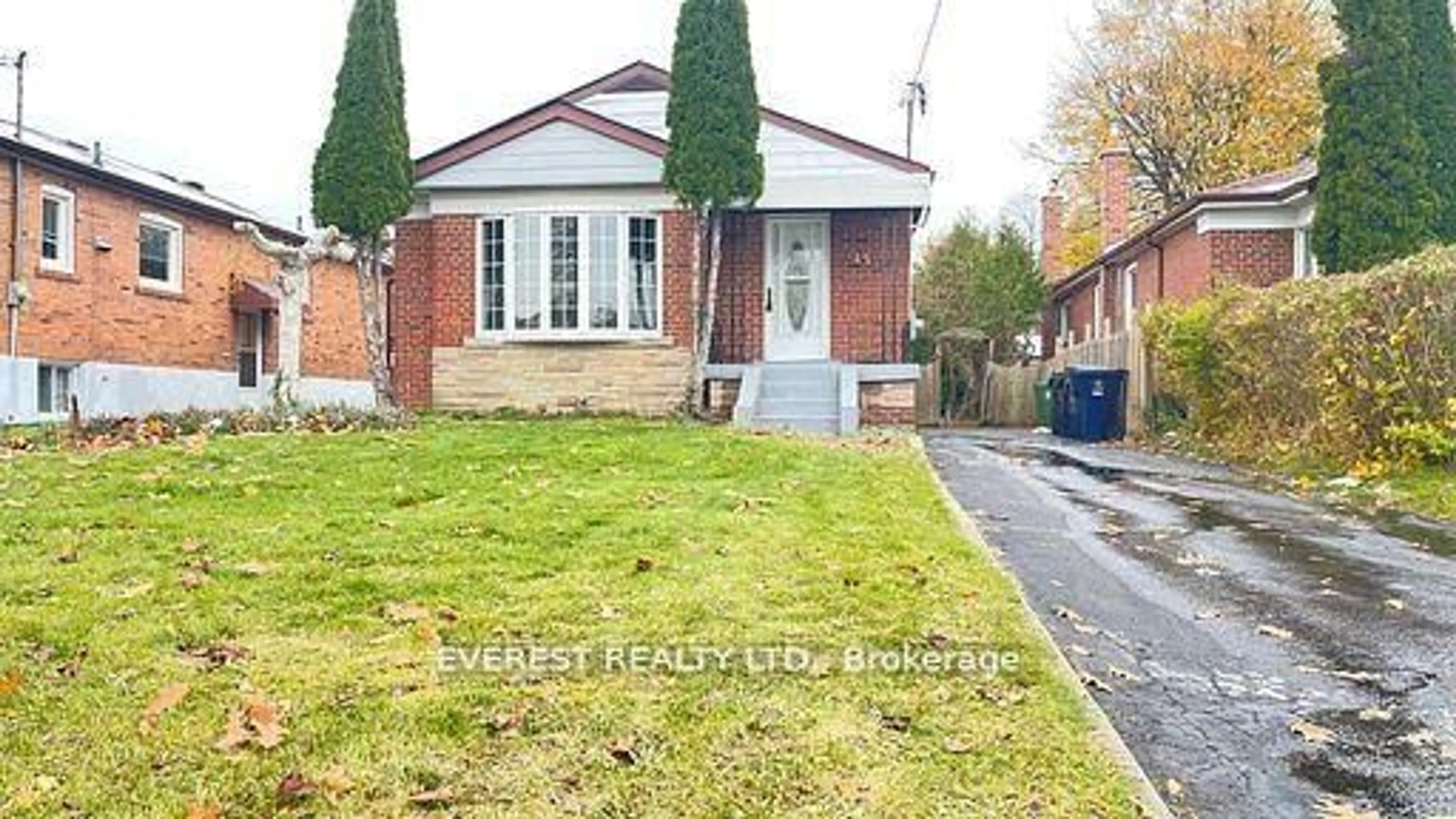 Home with brick exterior material, street for 45 Kilgreggan Cres, Toronto Ontario M1J 1S4