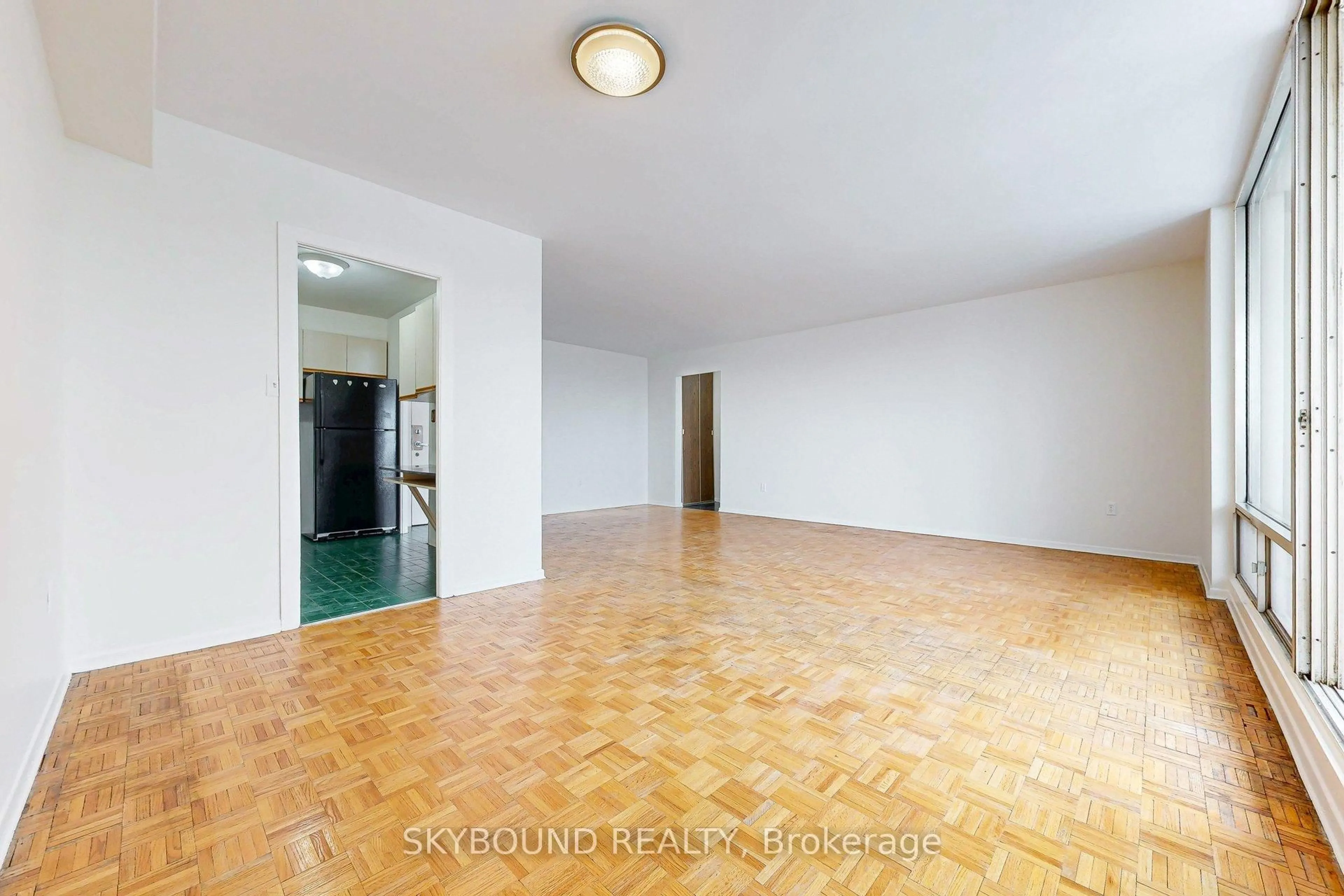 A pic of a room for 1 Massey Sq #2306, Toronto Ontario M4C 5L4