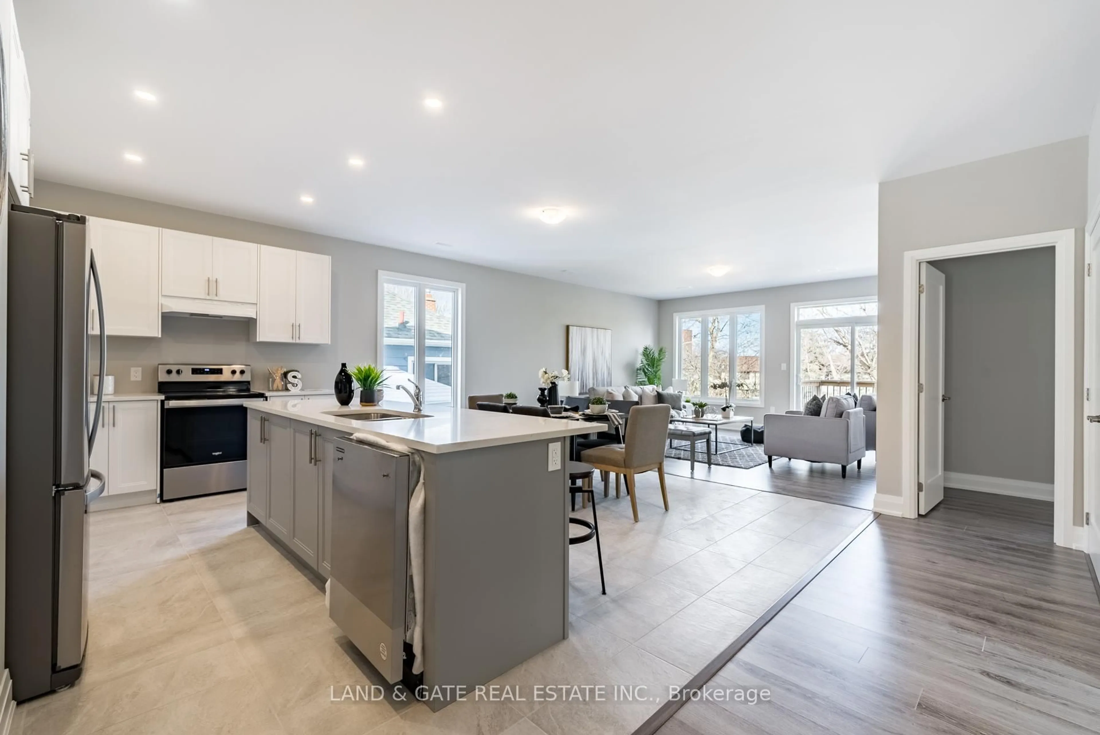 Open concept kitchen, ceramic/tile floor for 127 Gibbons St, Oshawa Ontario L1J 4Y1