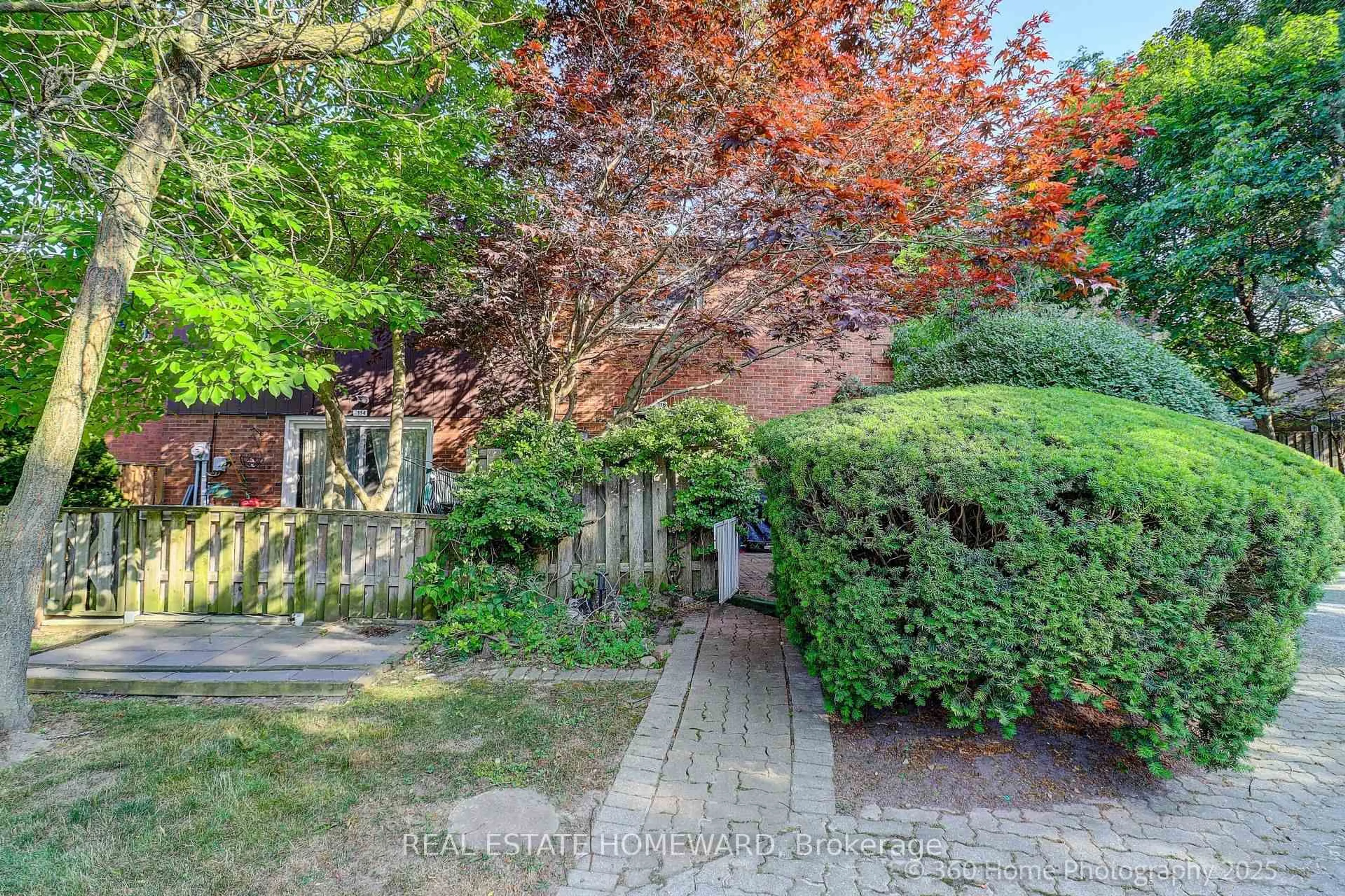 Patio, street for 25 Brimwood Blvd #116, Toronto Ontario M1V 1E2