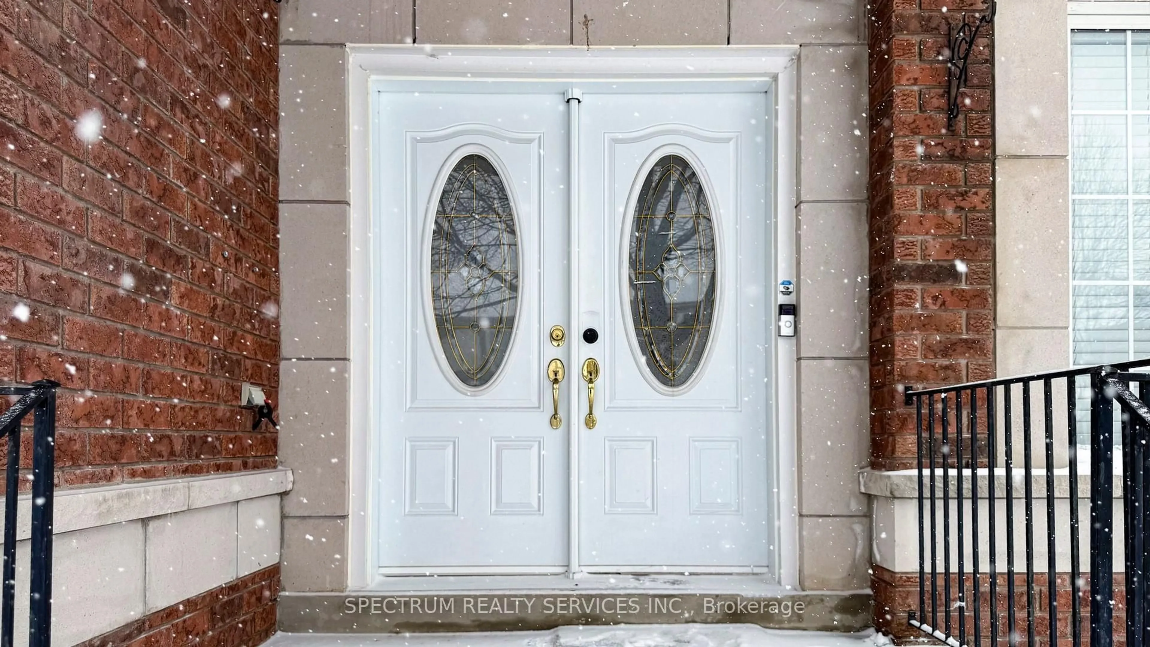 Indoor entryway for 8 Westacott Ave, Ajax Ontario L1T 4H6