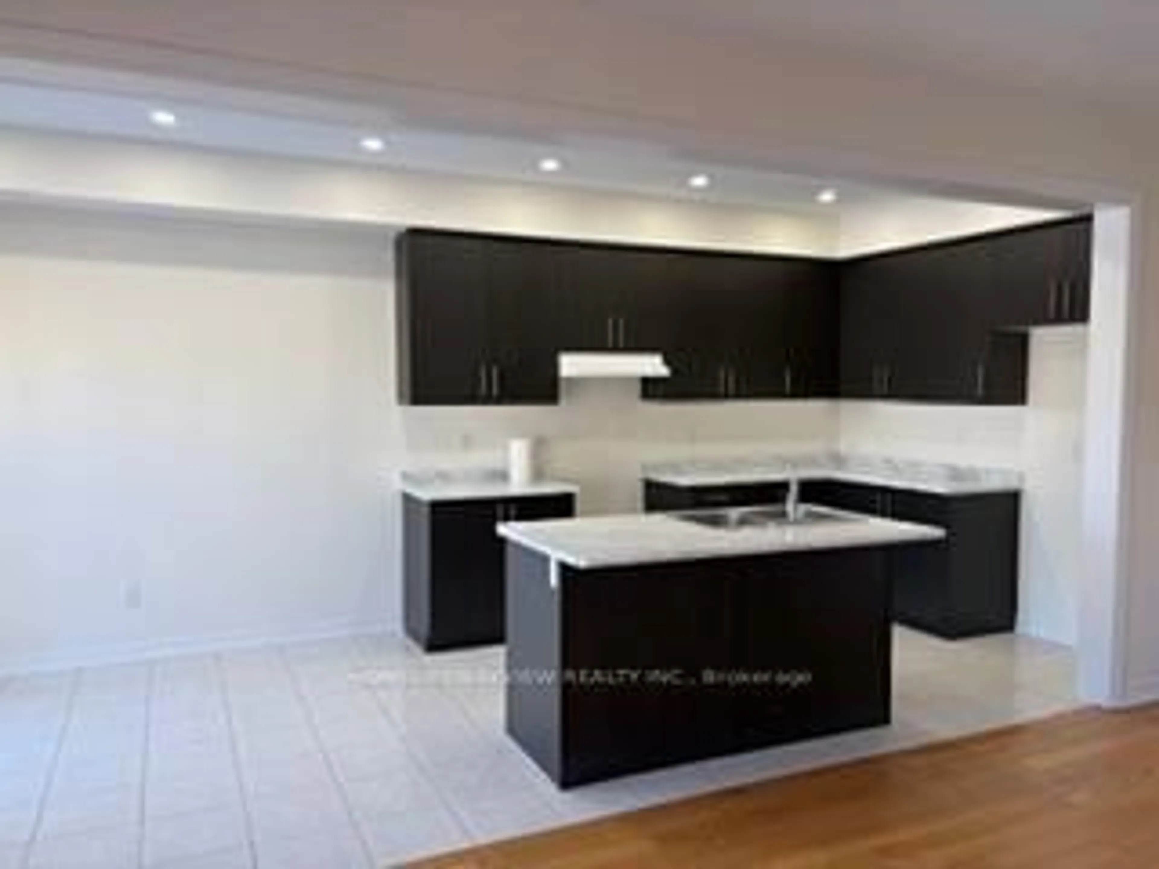 Open concept kitchen, ceramic/tile floor for 1113 Skyridge Blvd, Pickering Ontario L1X 2R2