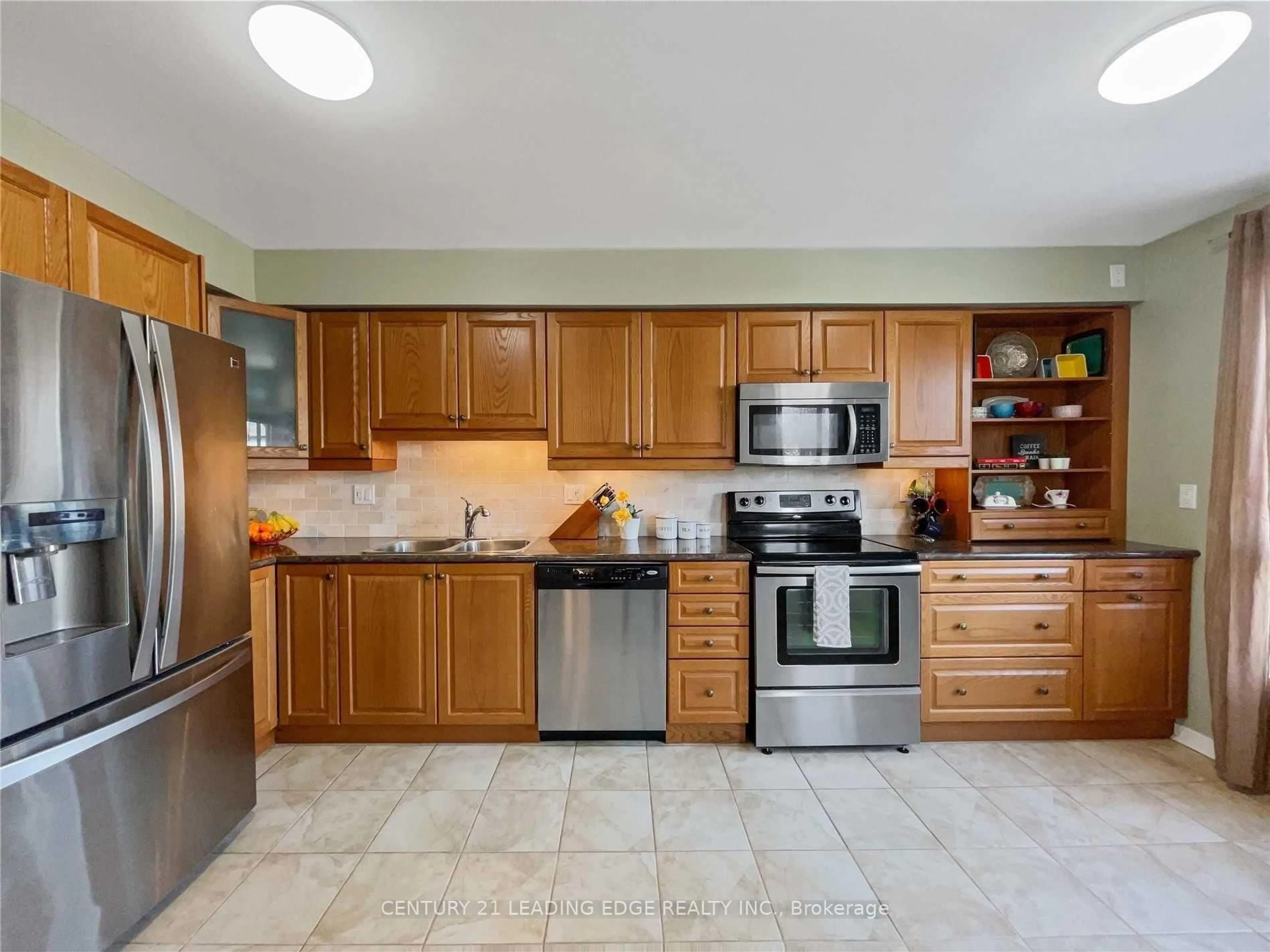 Unknown for 1334 Pinehurst Ave, Oshawa Ontario L1H 8G5