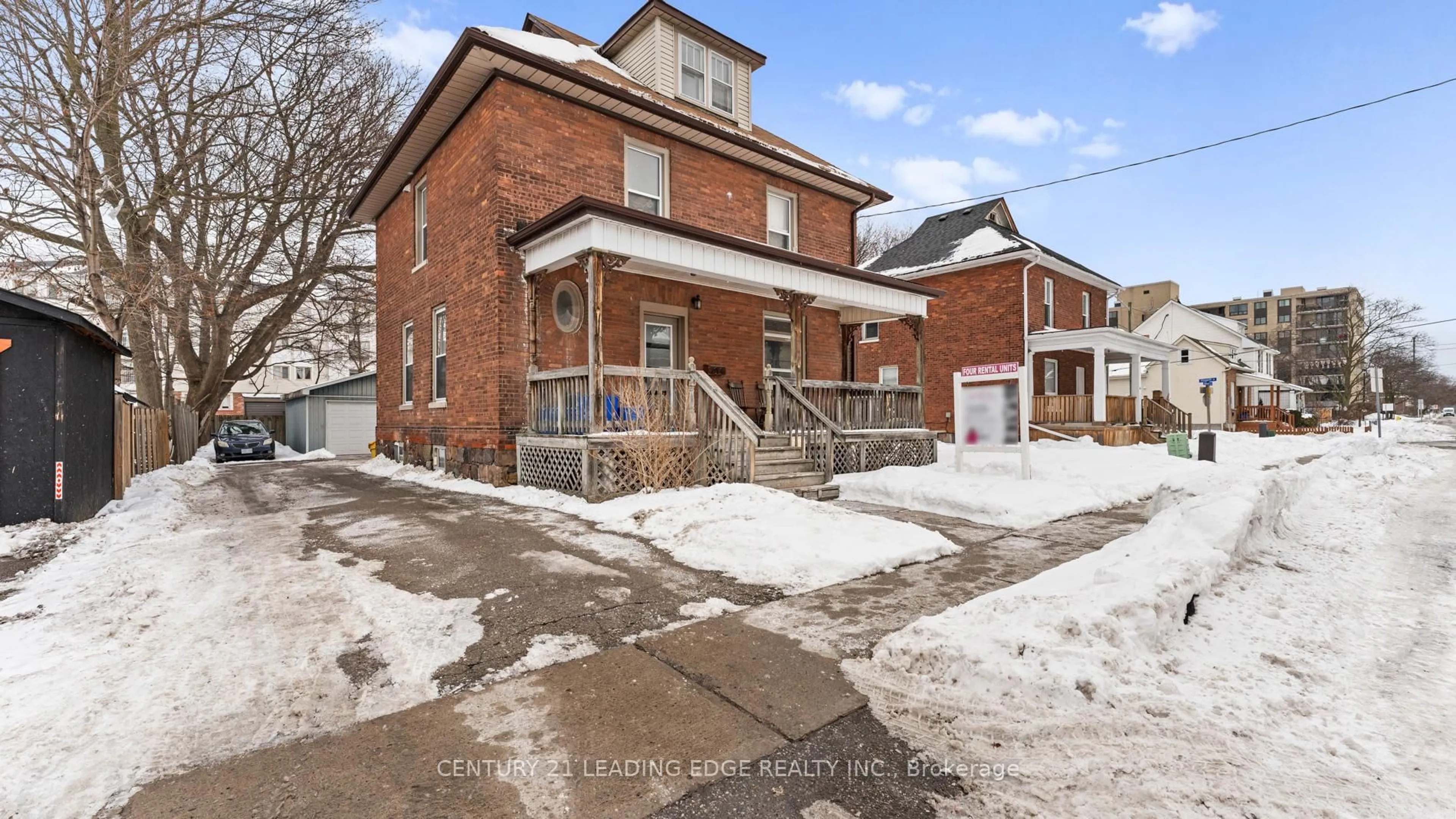 Home with brick exterior material, street for 195 Albert St, Oshawa Ontario L1H 4R4