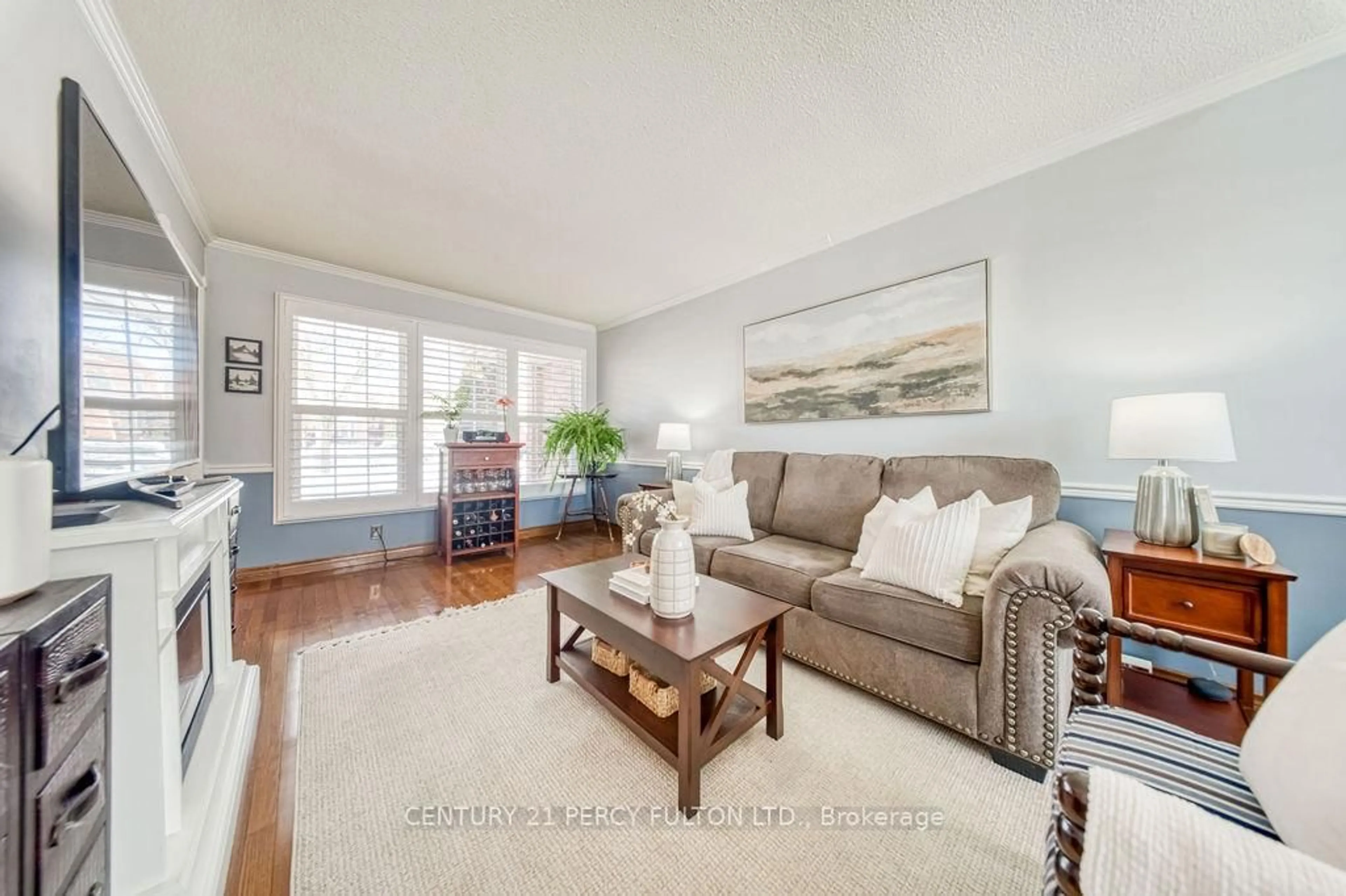 Living room with furniture, unknown for 1037 Maury Cres, Pickering Ontario L1X 1R3