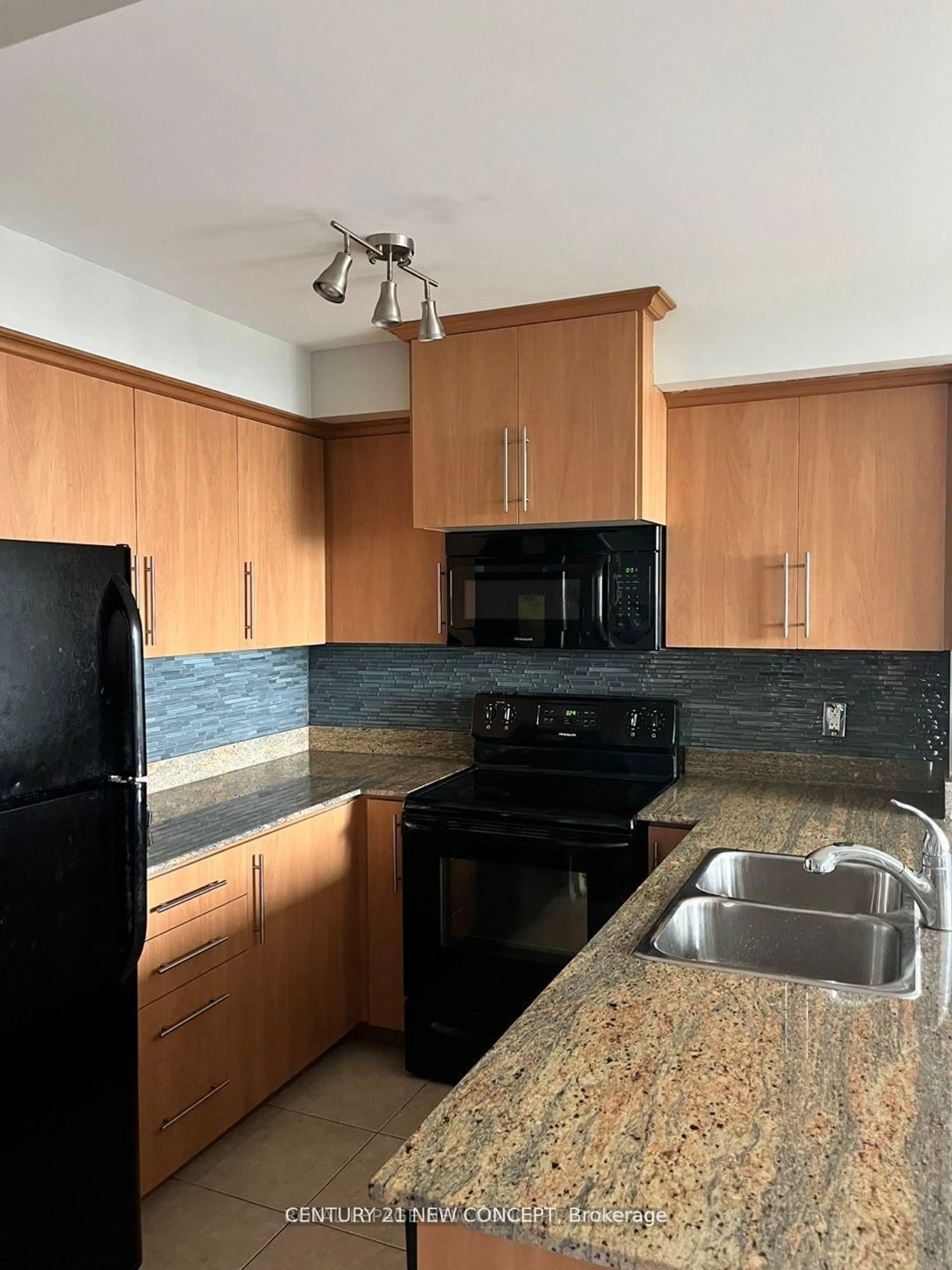 Standard kitchen, unknown for 6 Rosebank Dr #17D, Toronto Ontario M1B 0A1