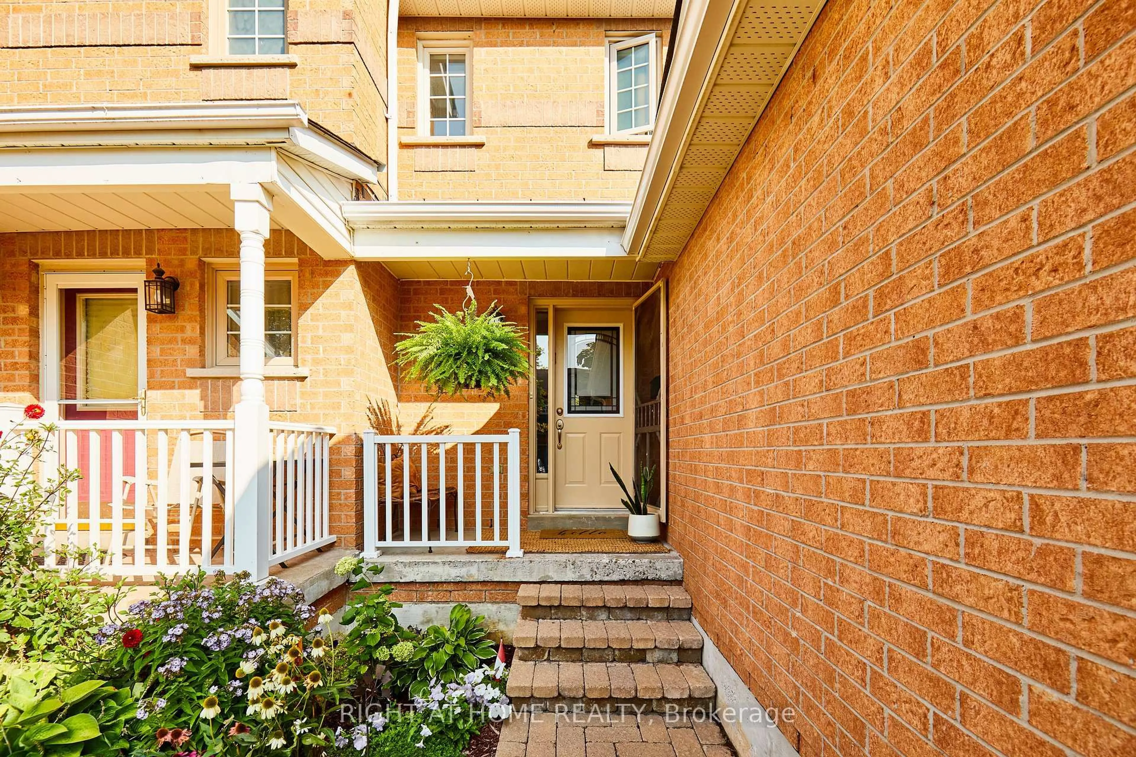 Unknown for 25 Macintyre Lane, Ajax Ontario L1T 3X4