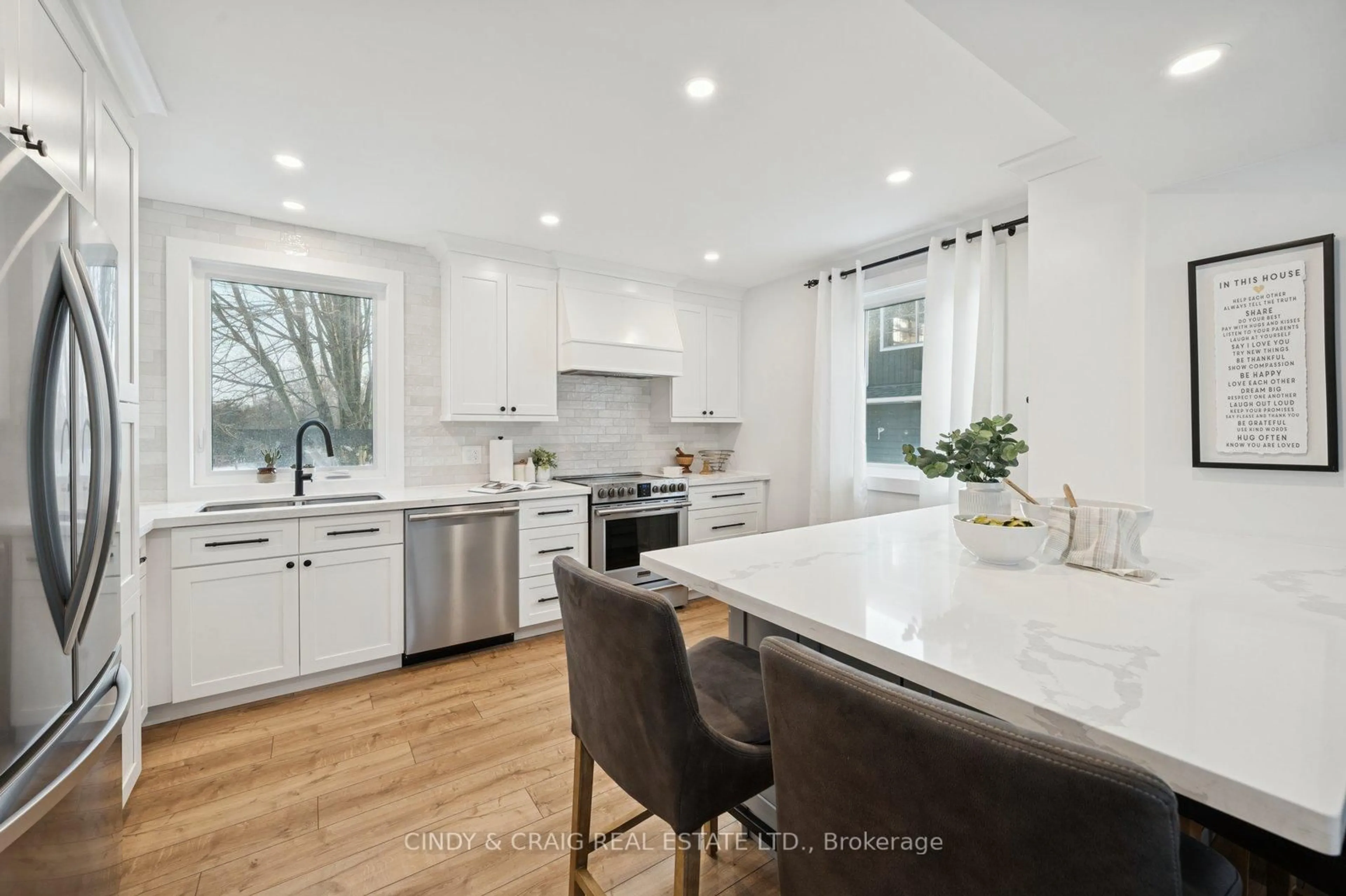 Open concept kitchen, ceramic/tile floor for 45 Firner St, Clarington Ontario L0B 1J0