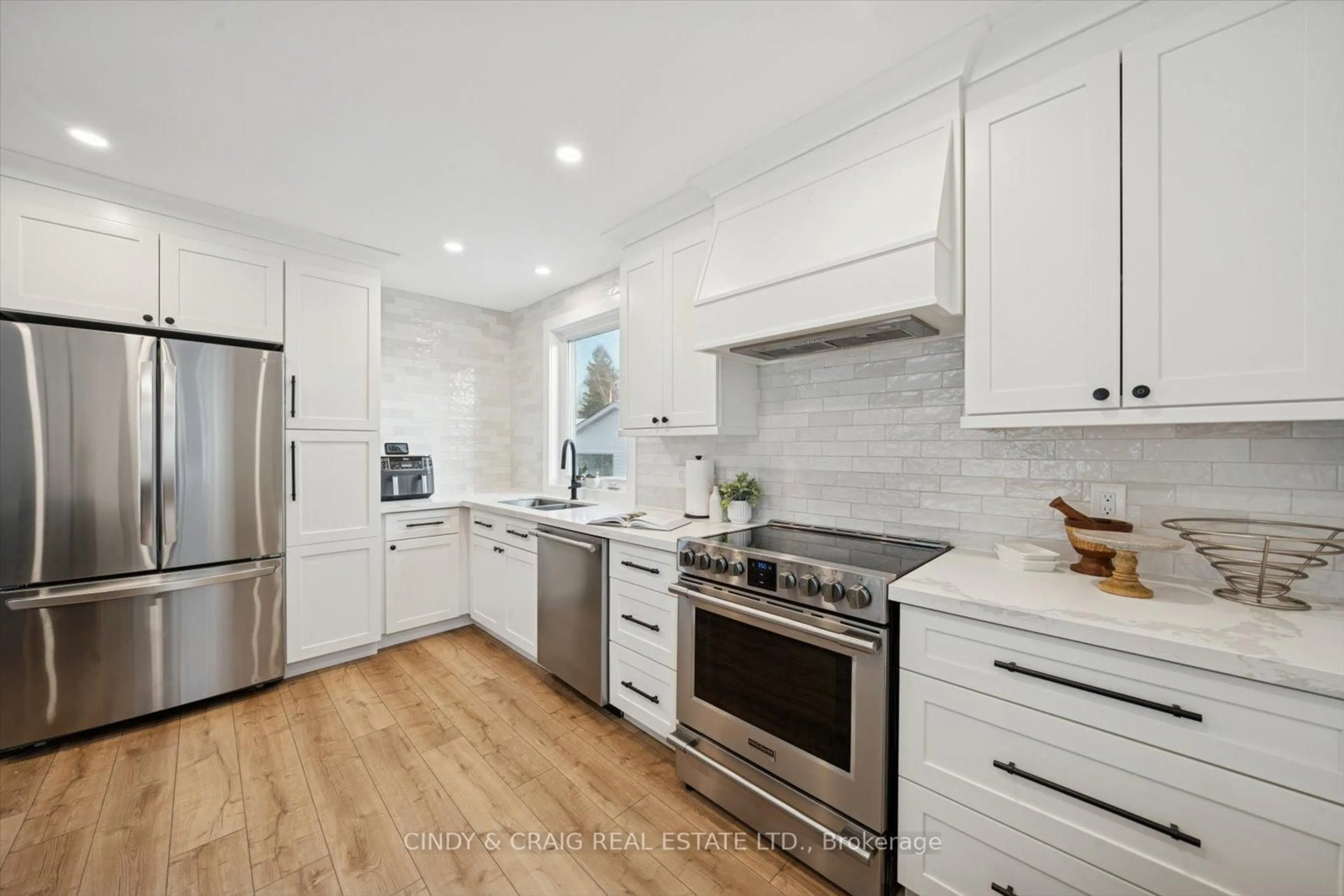 Open concept kitchen, ceramic/tile floor for 45 Firner St, Clarington Ontario L0B 1J0