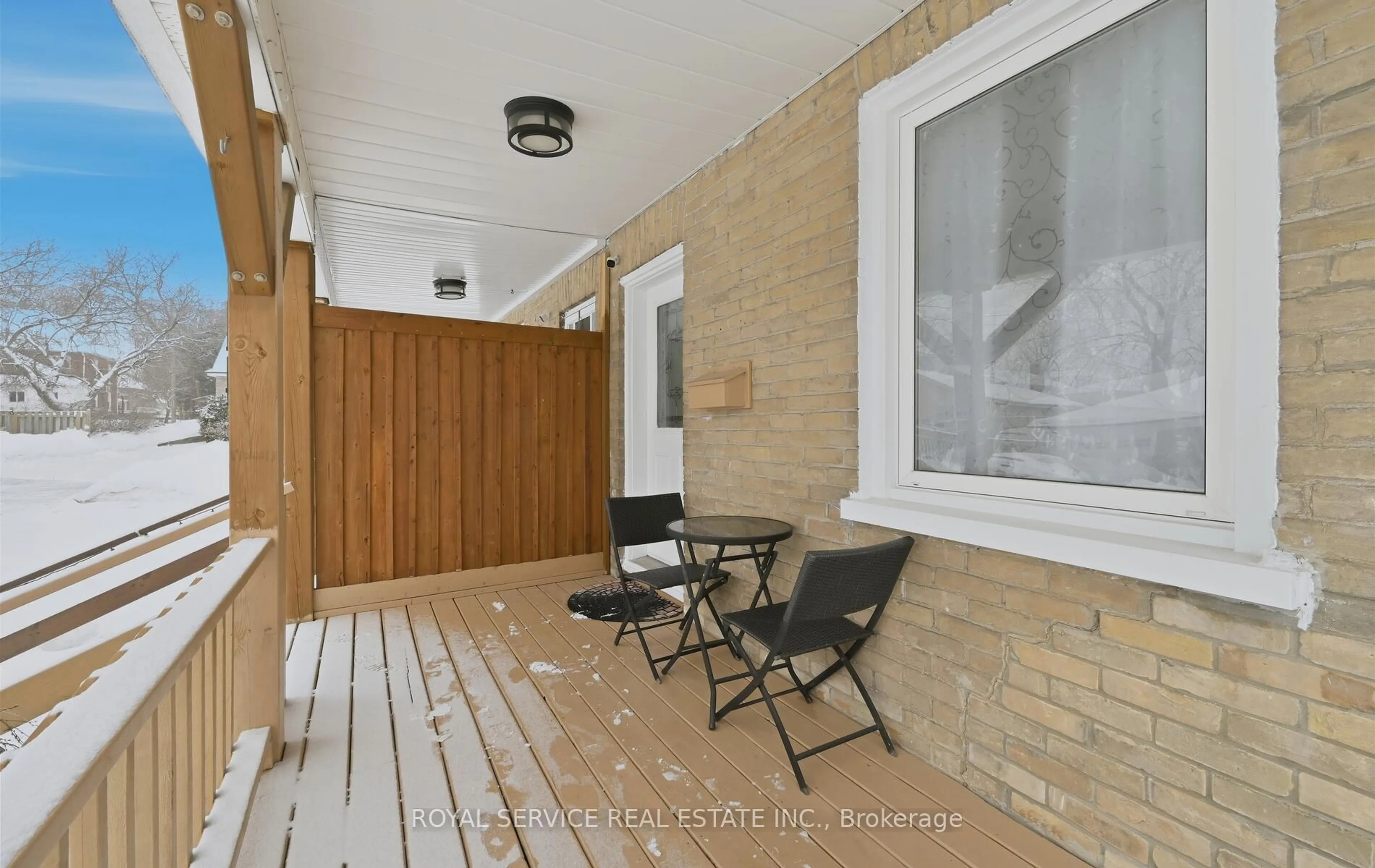 Patio, street for 14 Liberty Pl, Clarington Ontario L1C 1W6