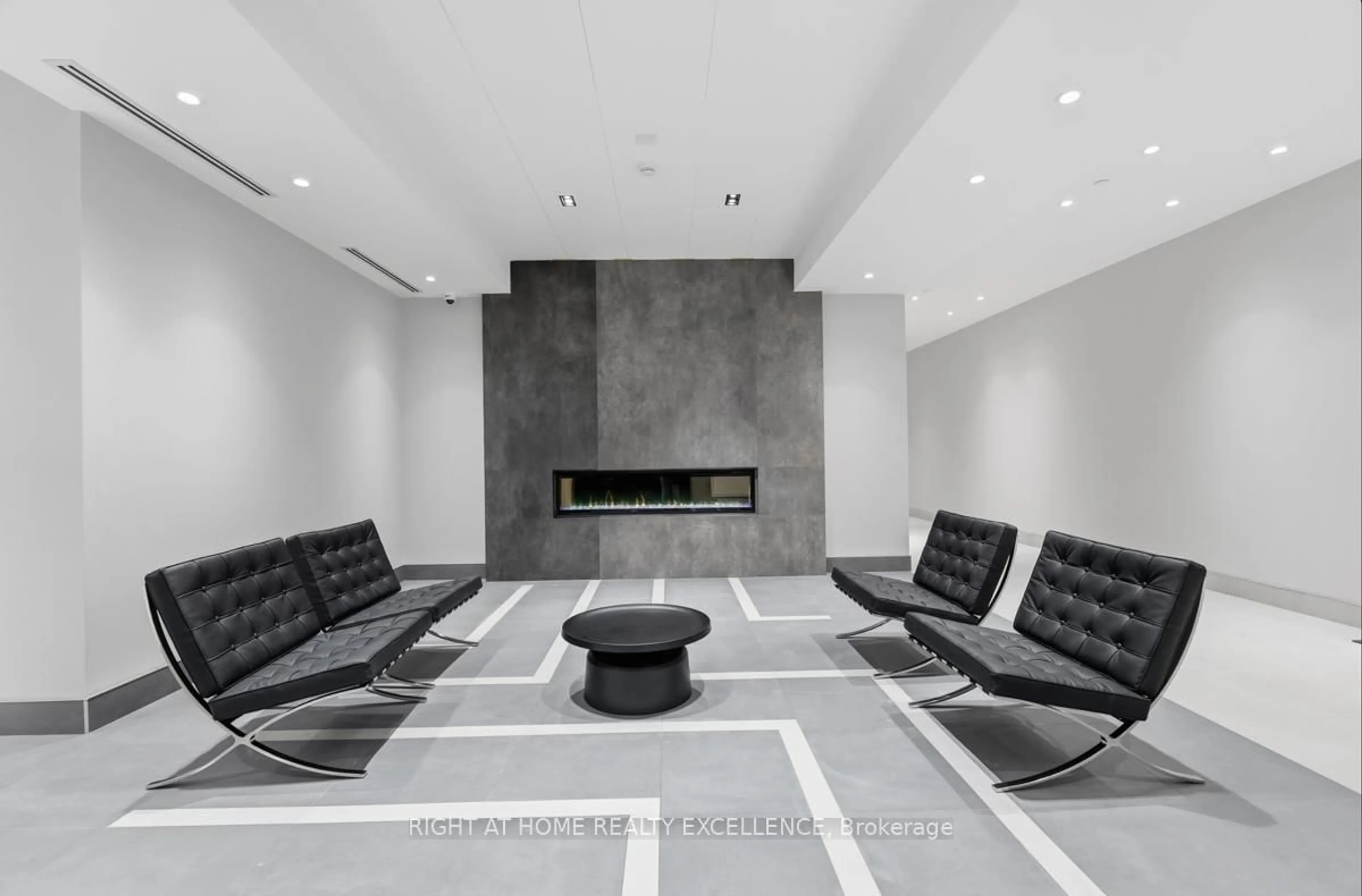 Lobby for 3260 SHEPPARD Ave #411, Toronto Ontario M1T 3K3
