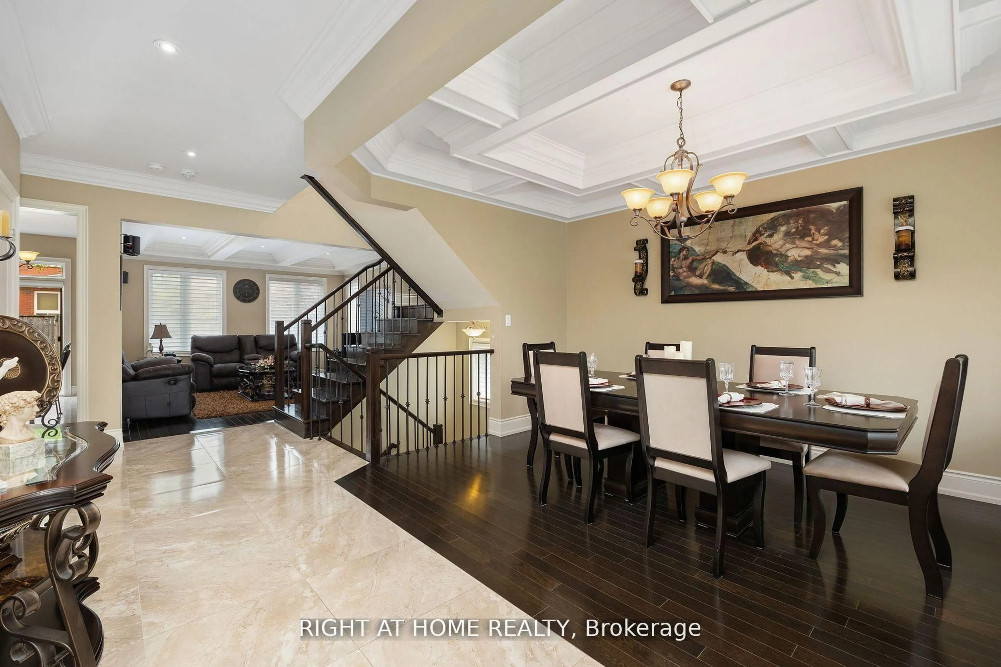 Dining room, unknown for 25 CHARTERHOUSE Dr, Whitby Ontario L1R 3R8