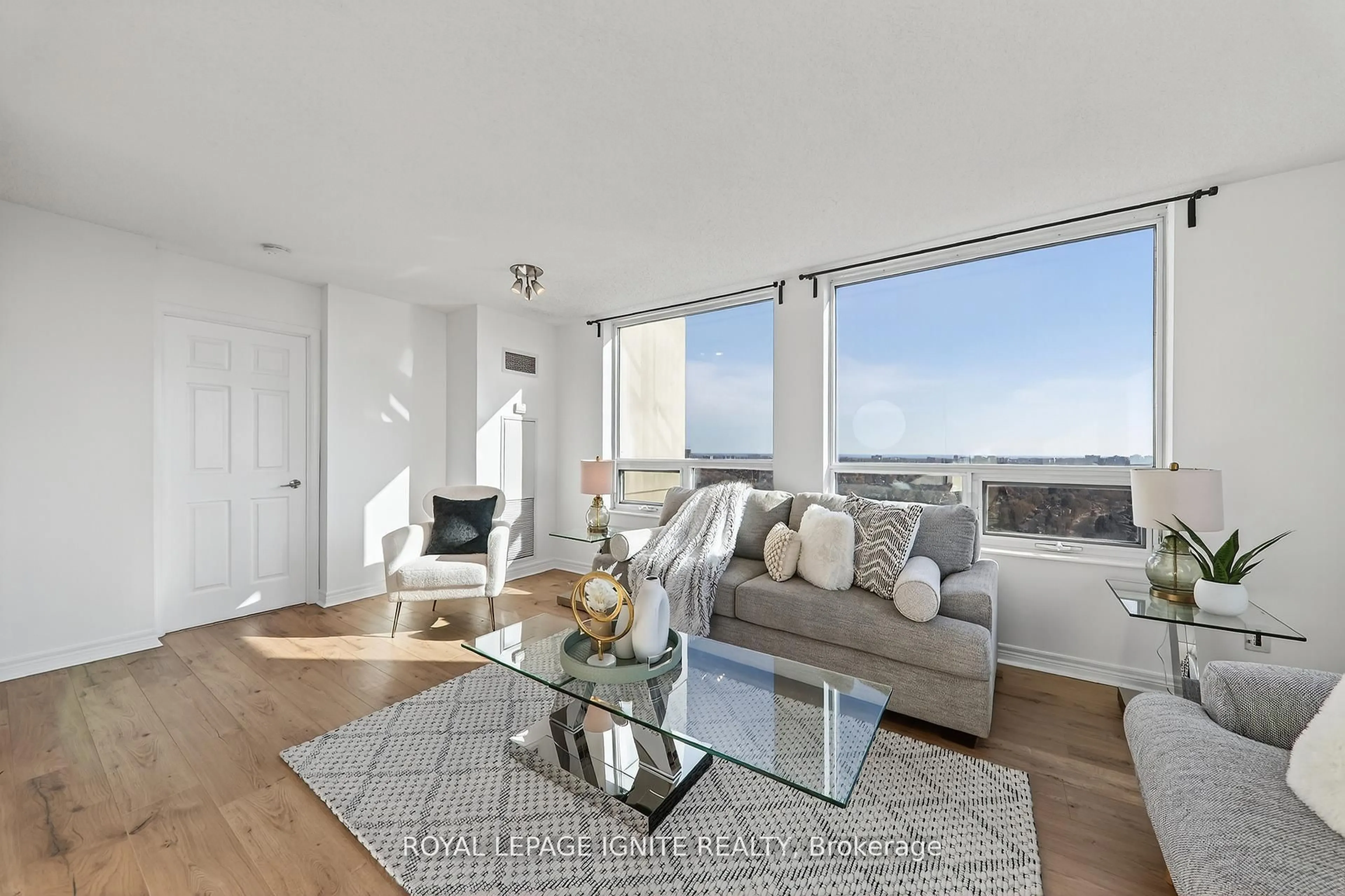 Living room with furniture, unknown for 83 Borough Dr #2213, Toronto Ontario M1P 5E4