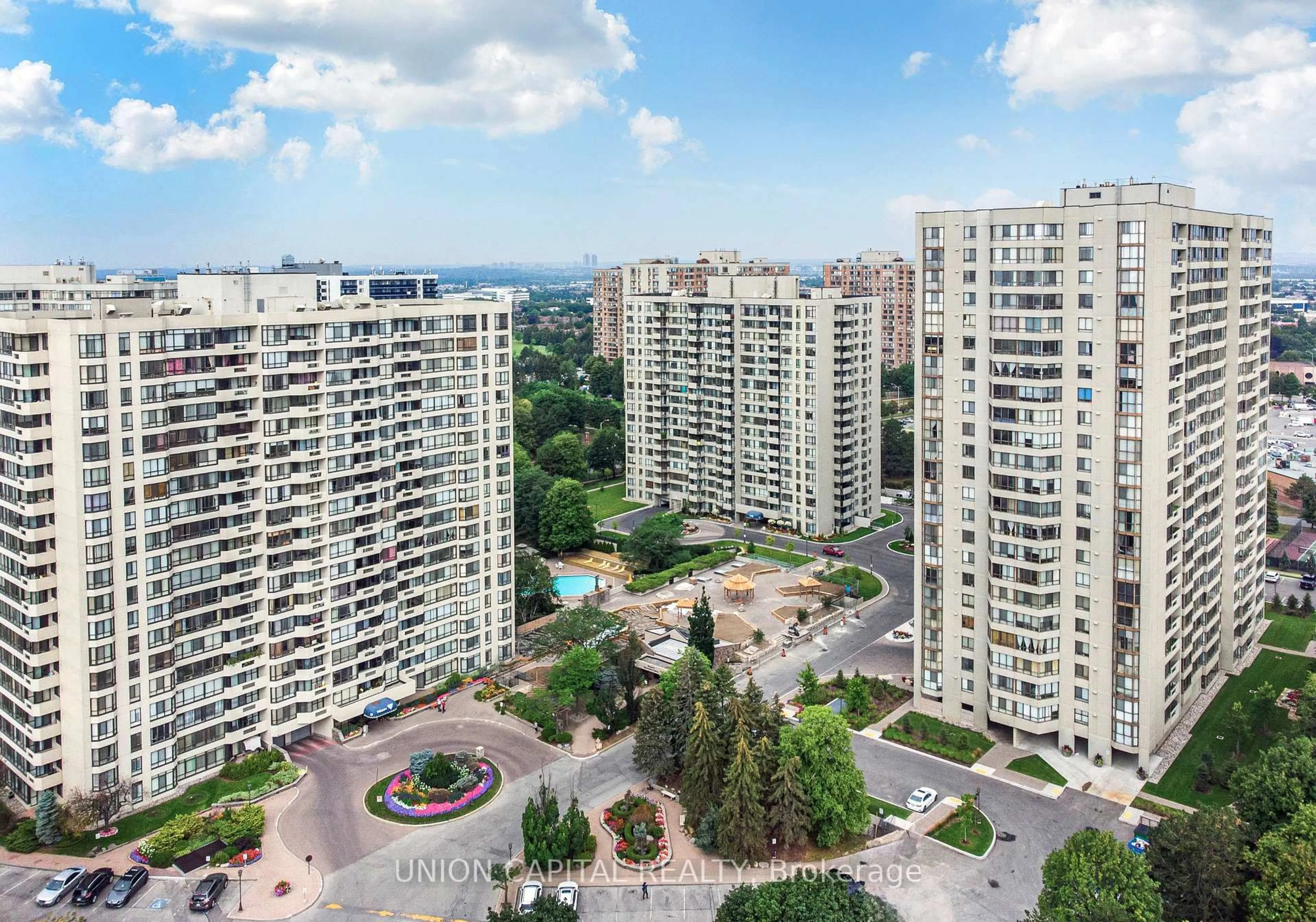 A pic from outside/outdoor area/front of a property/back of a property/a pic from drone, city buildings view from balcony for 225 Bamburgh Circ #1112, Toronto Ontario M1W 3X9
