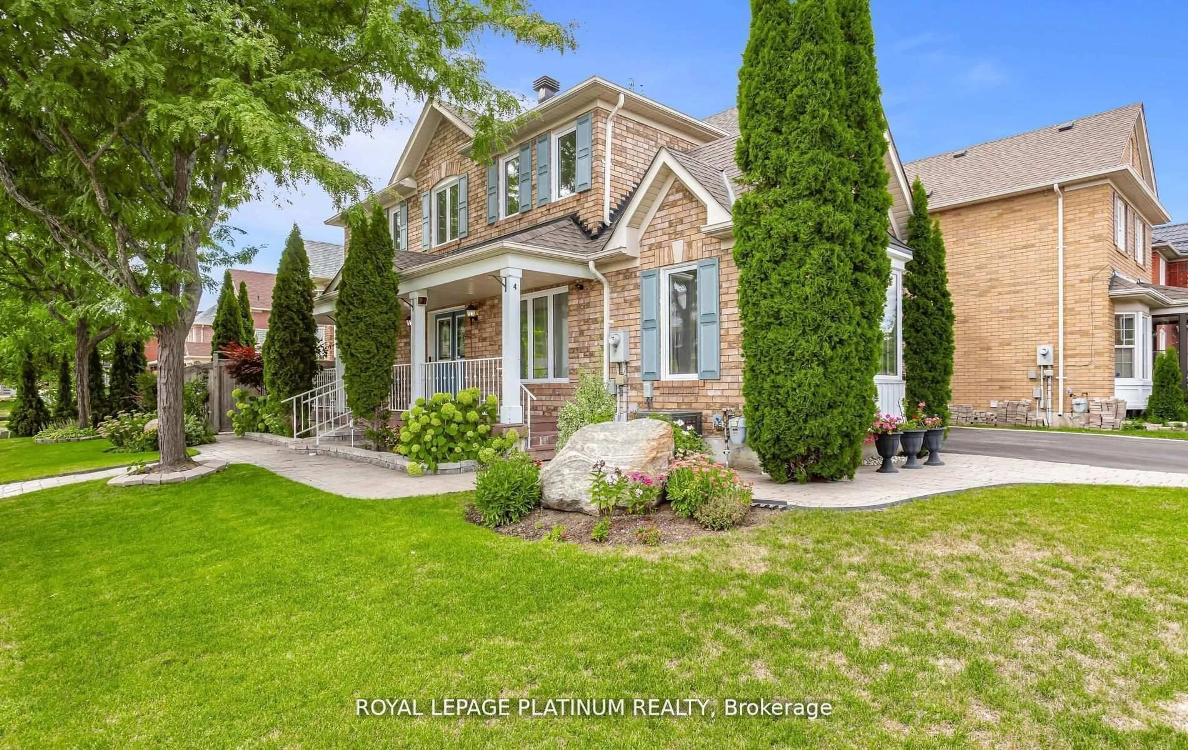 Home with brick exterior material, street for 4 Skipperhill Cres, Toronto Ontario M1X 1W2