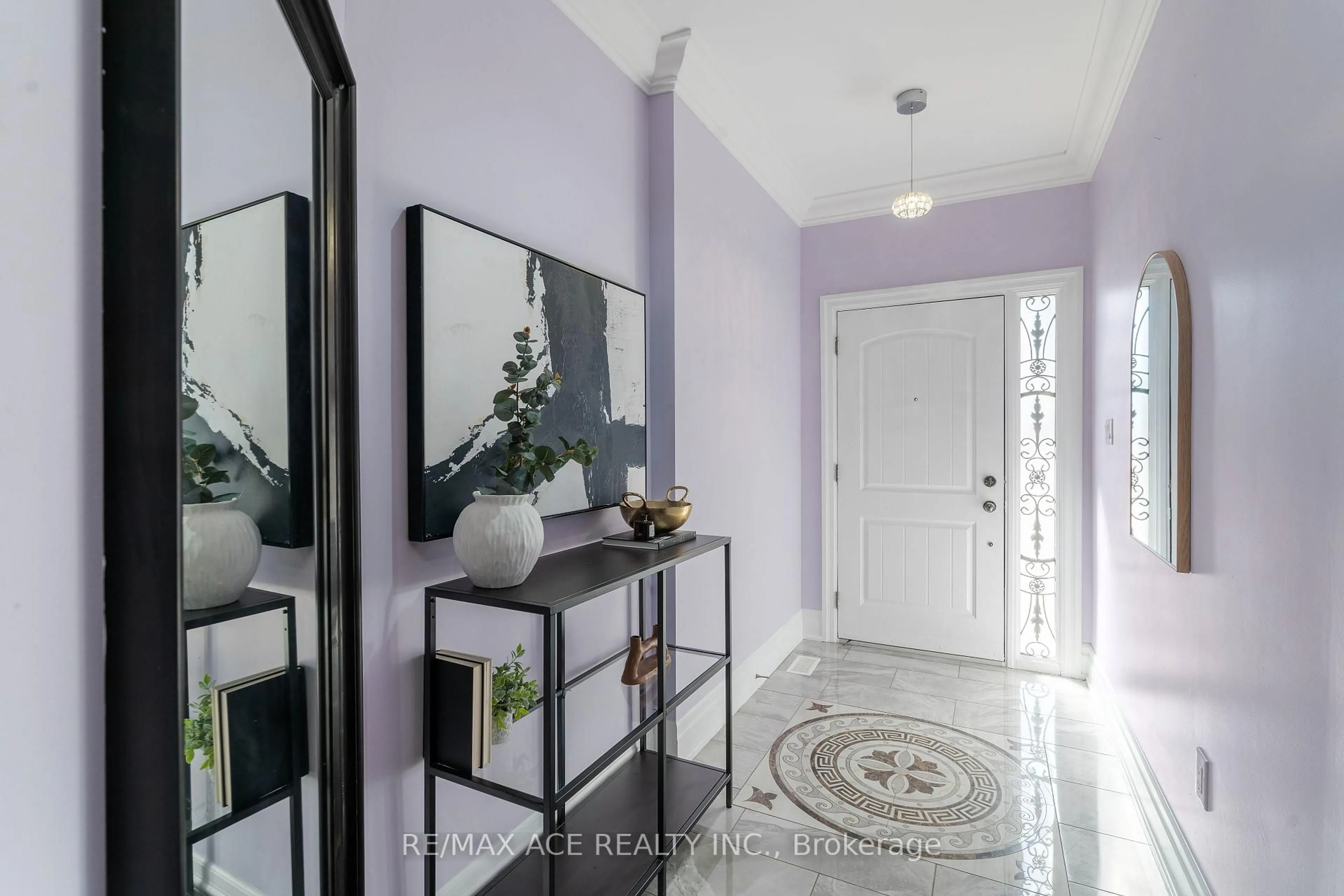 Indoor entryway for 71 August Ave, Toronto Ontario M1L 3N1