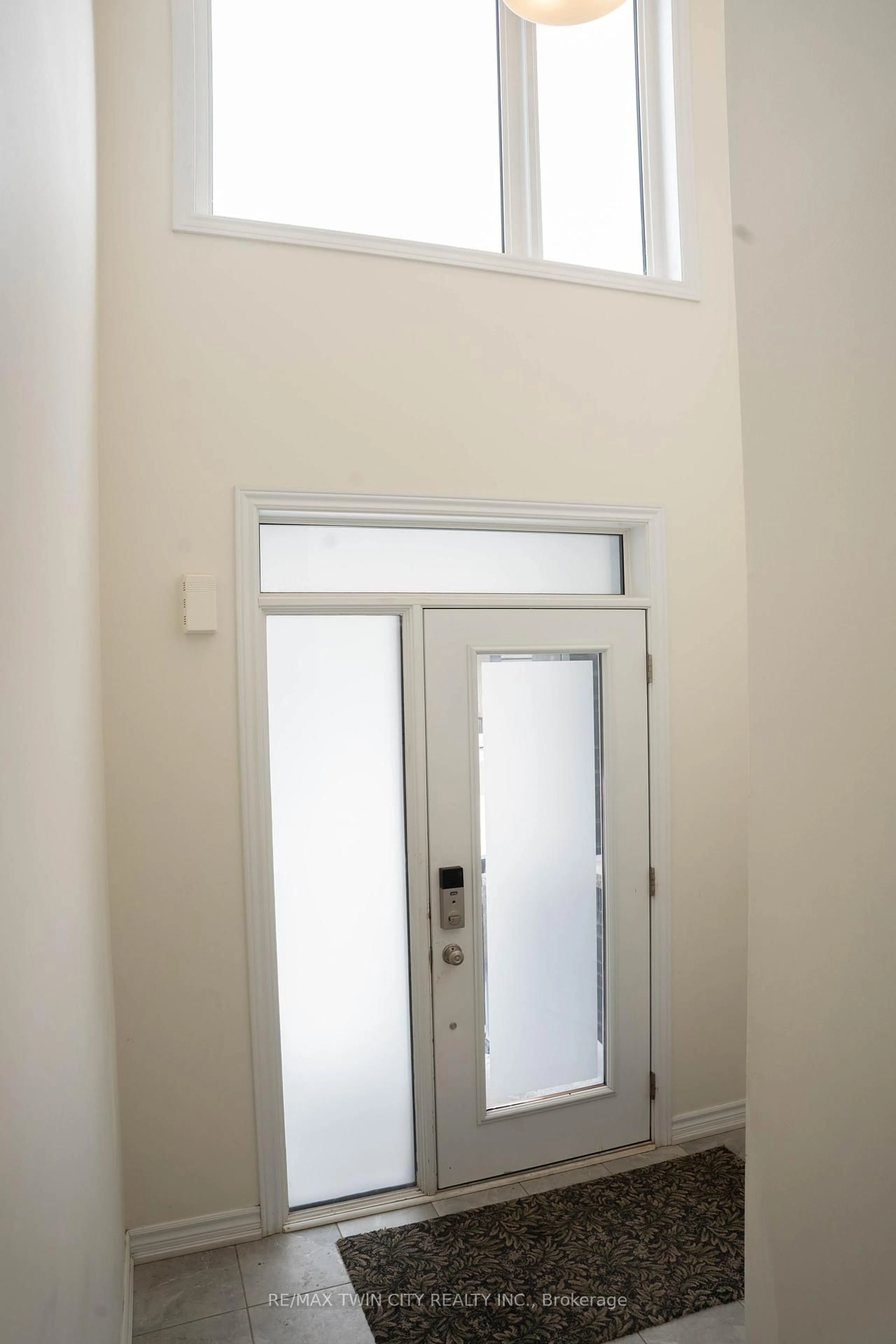 Indoor entryway for 61 Douet Lane, Ajax Ontario L1Z 0V4