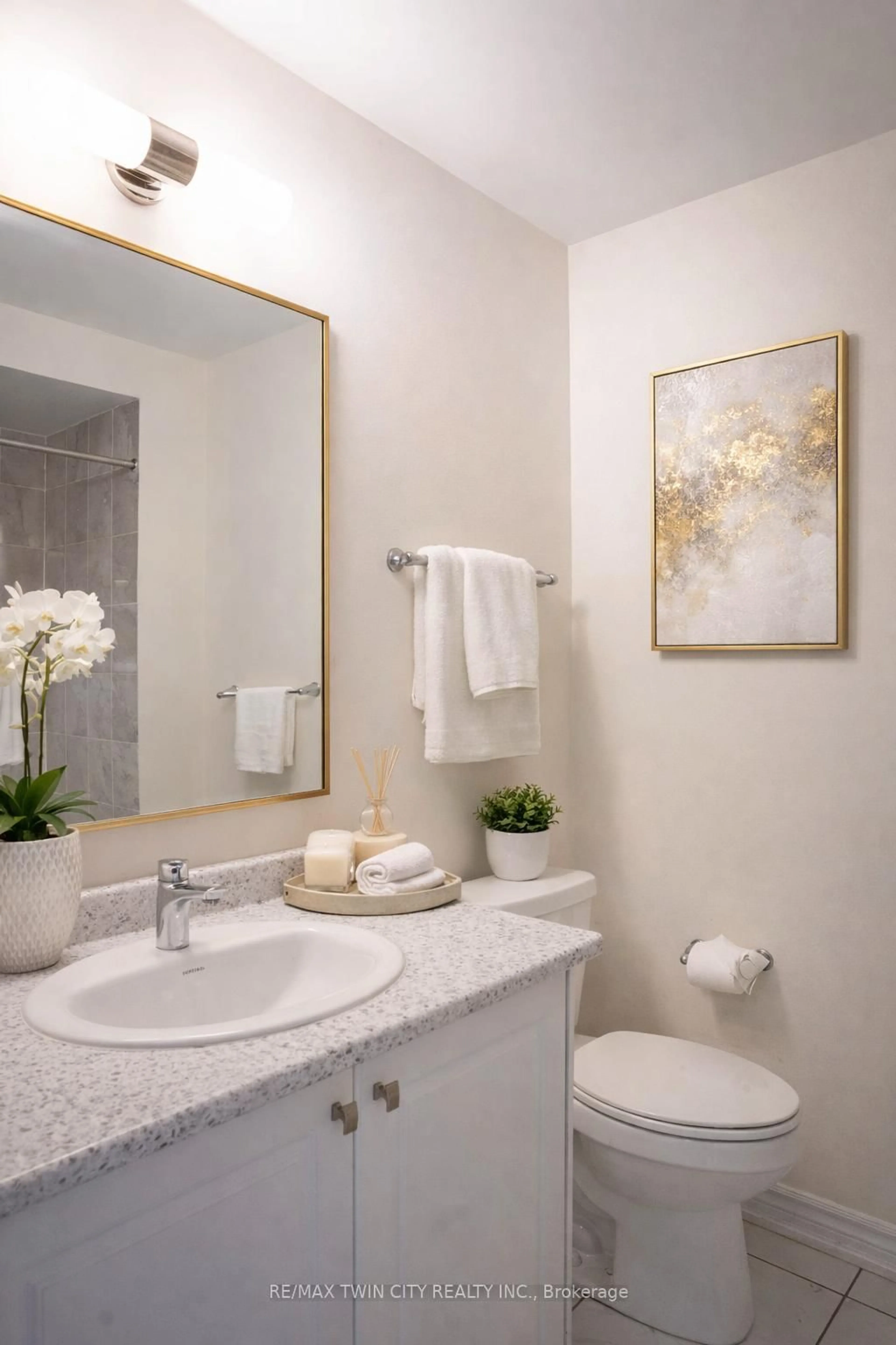 Standard bathroom, ceramic/tile floor for 61 Douet Lane, Ajax Ontario L1Z 0V4